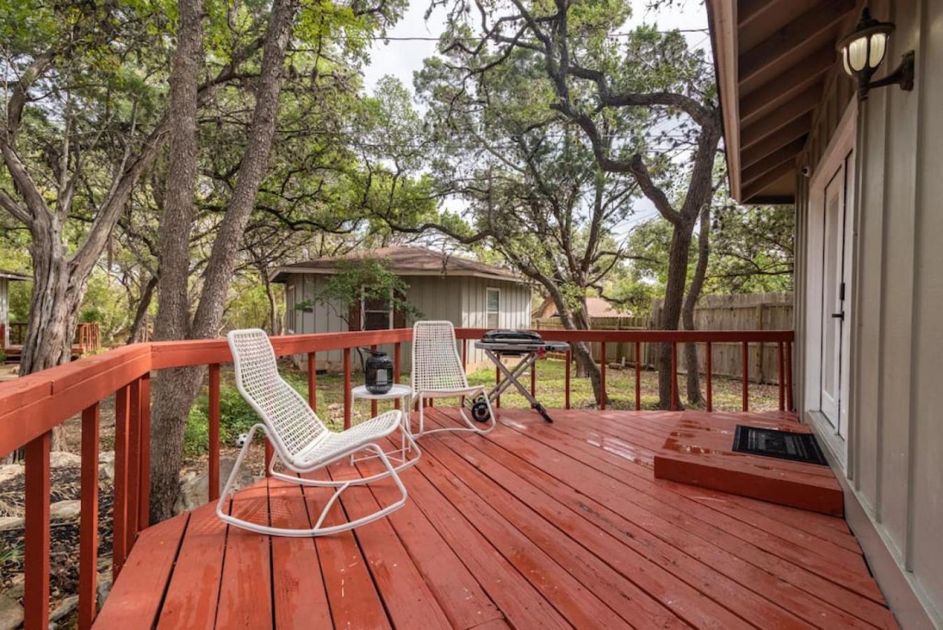 Downtown Lonestar Bungalow at Beer Ranch Project view 3