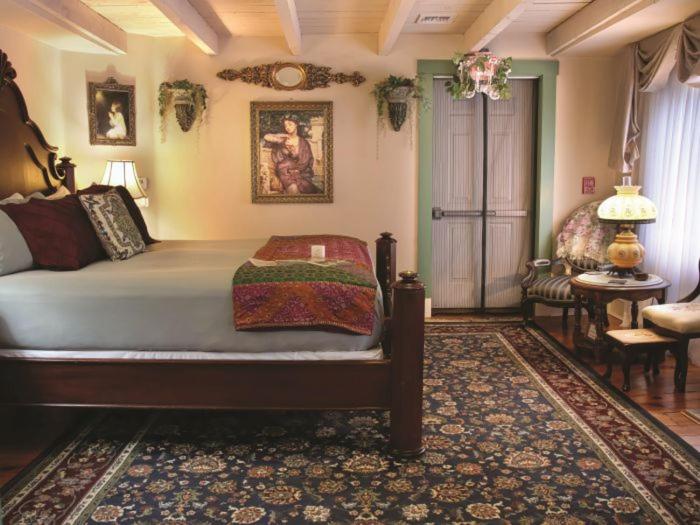 EJ Bowman House Bed & Breakfast 2