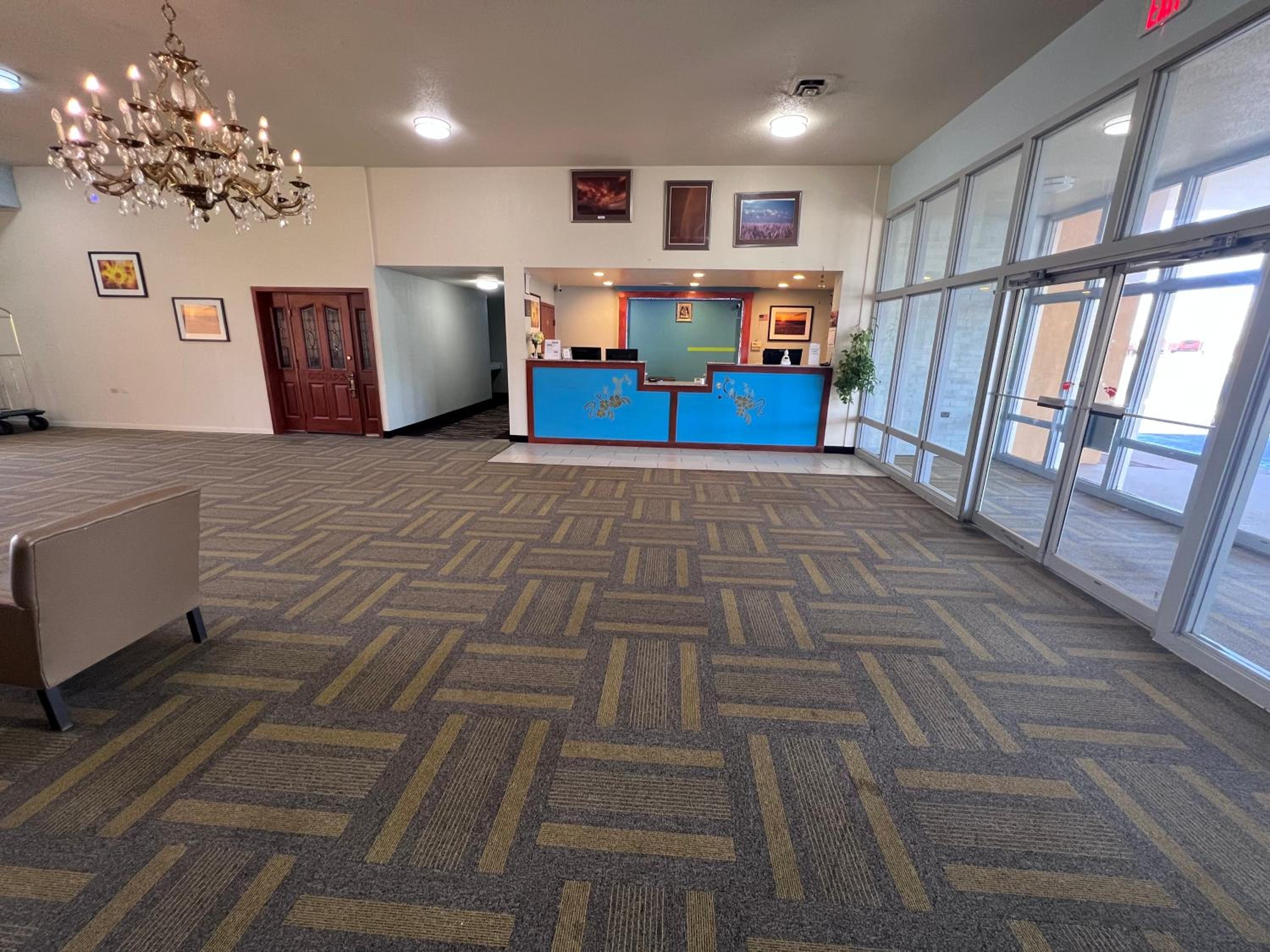 Colby Vacations - Colby Inn and Suites - Property Image 1