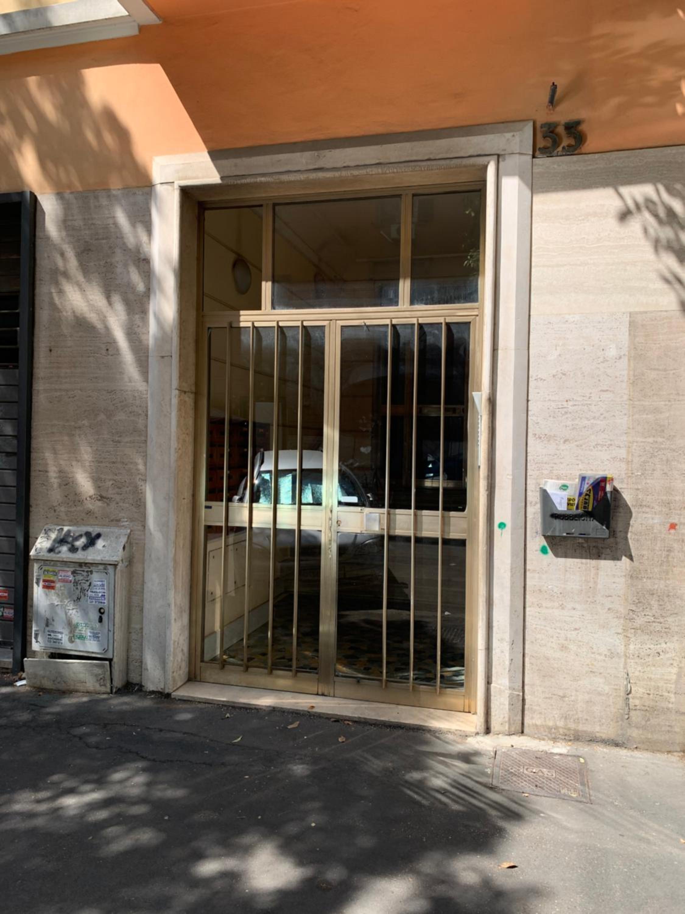 Caracciolo33
