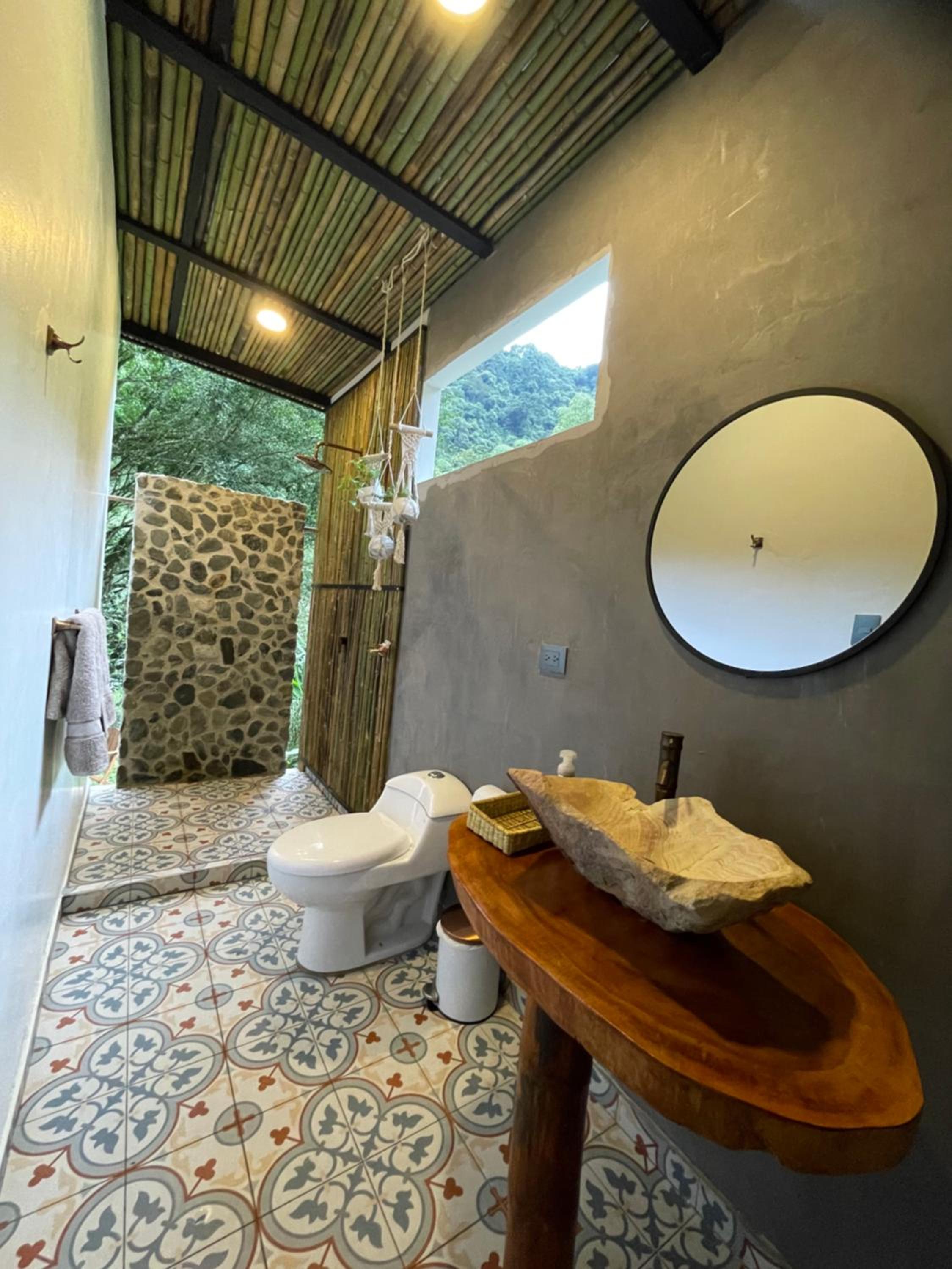 ALMAH GLAMPING