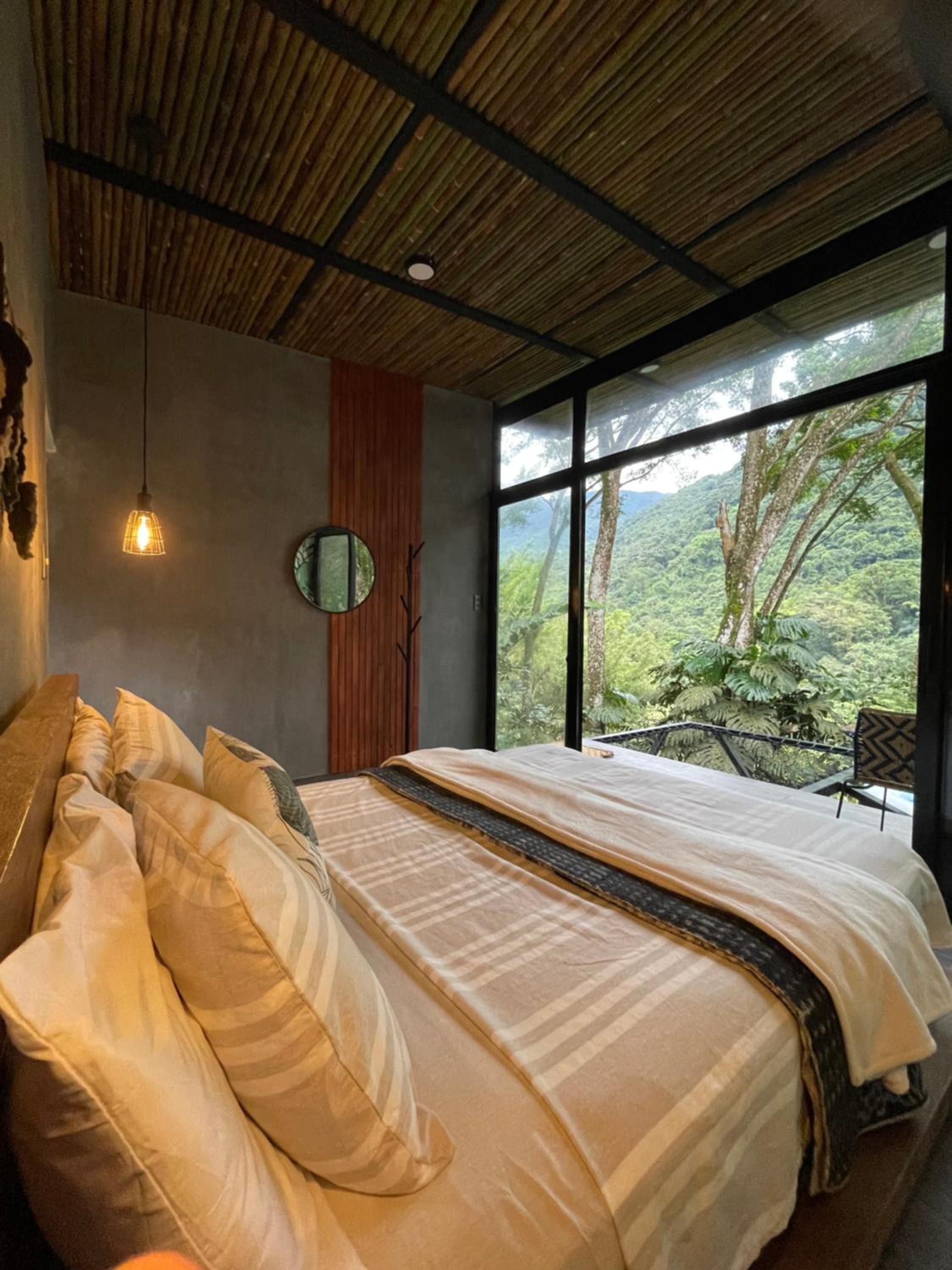 ALMAH GLAMPING