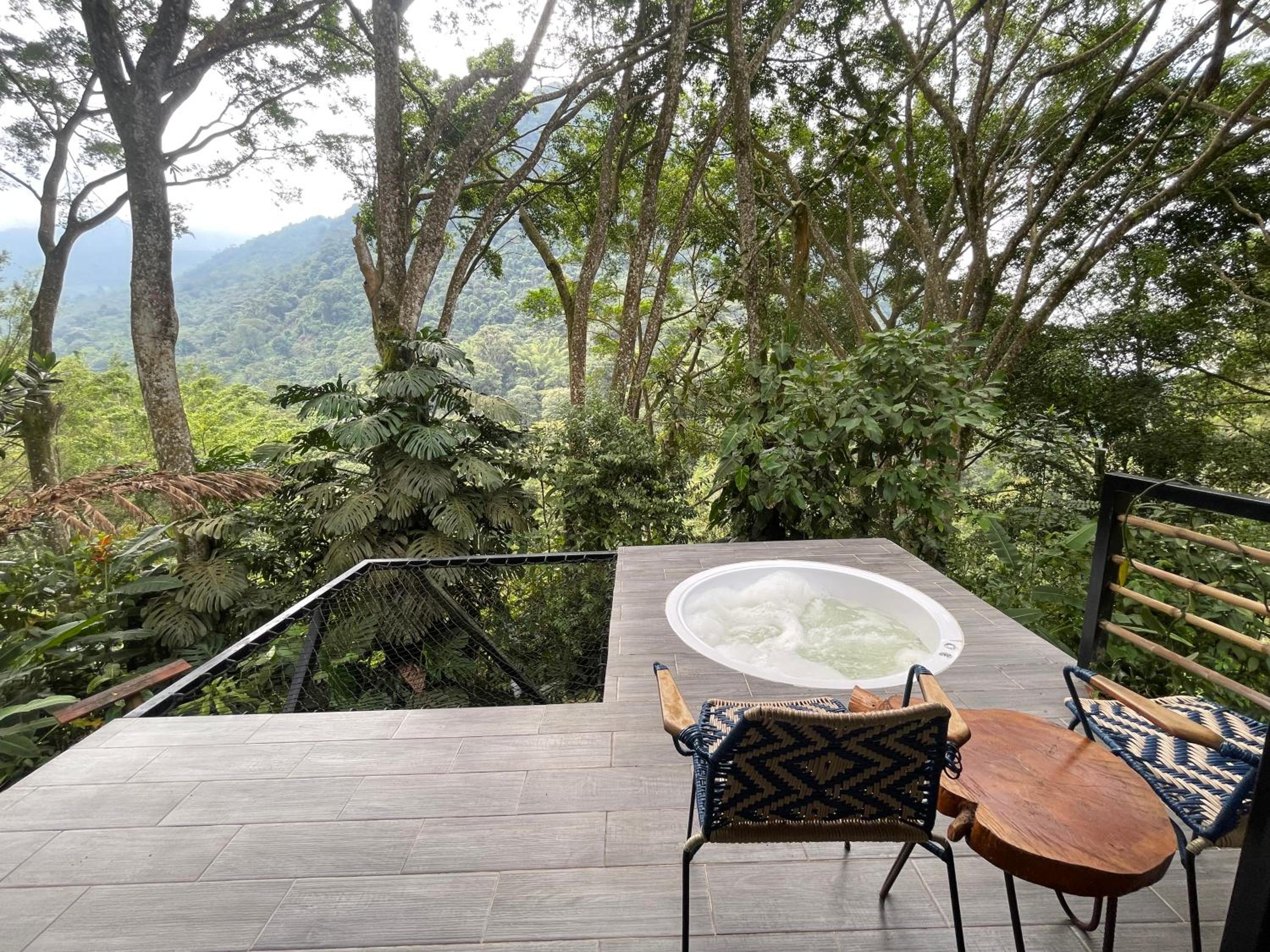 ALMAH GLAMPING