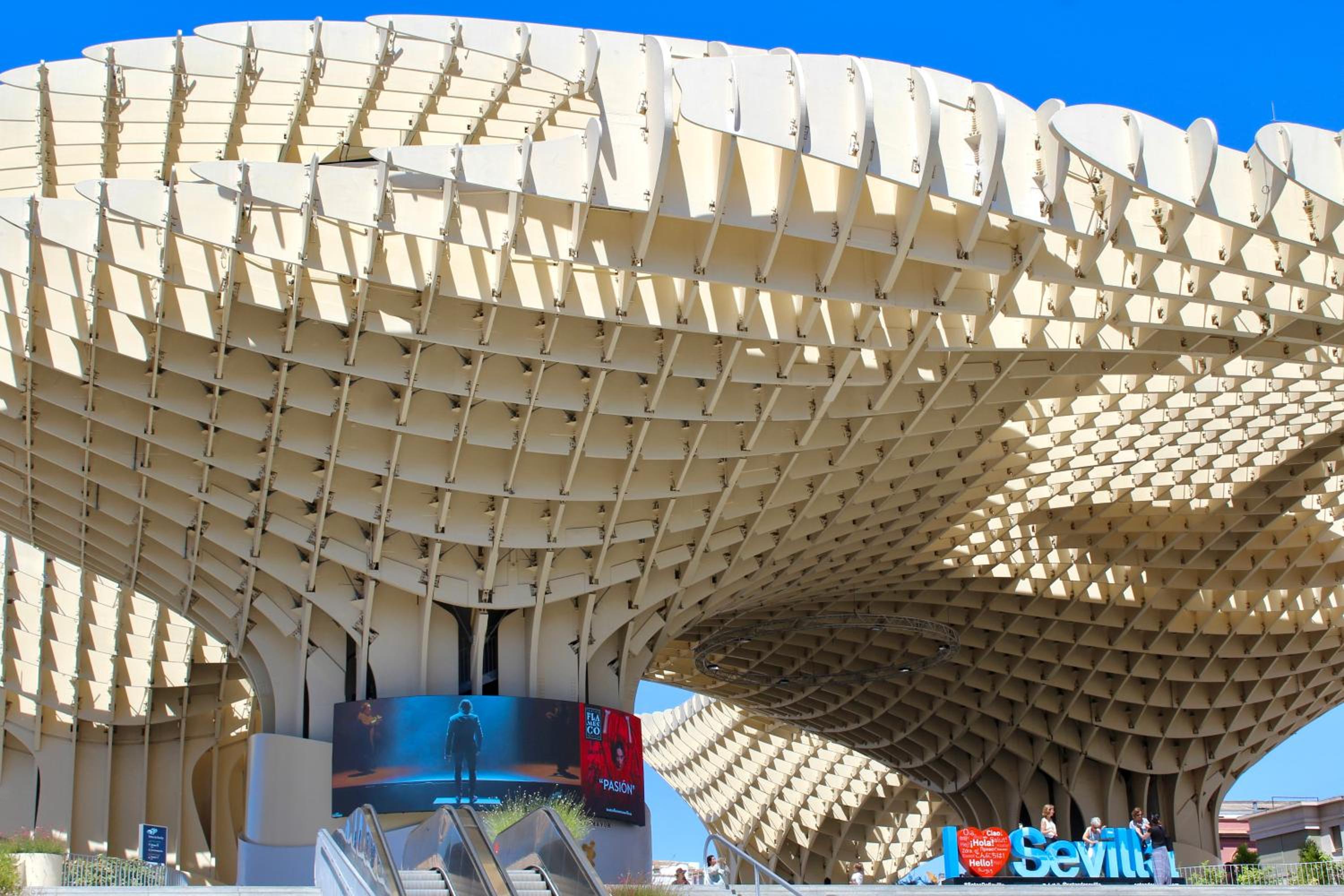 WISH SUITE CAMPANA DE SEVILLA