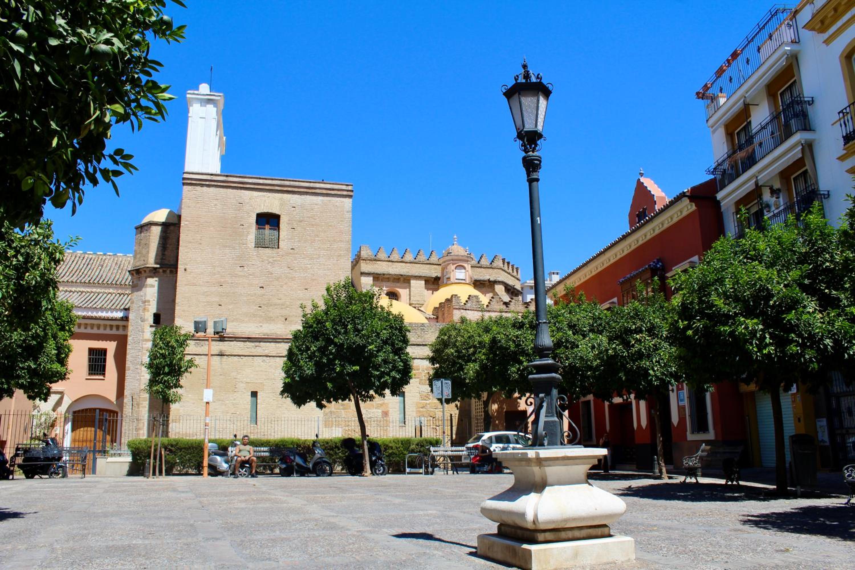 WISH SUITE CAMPANA DE SEVILLA