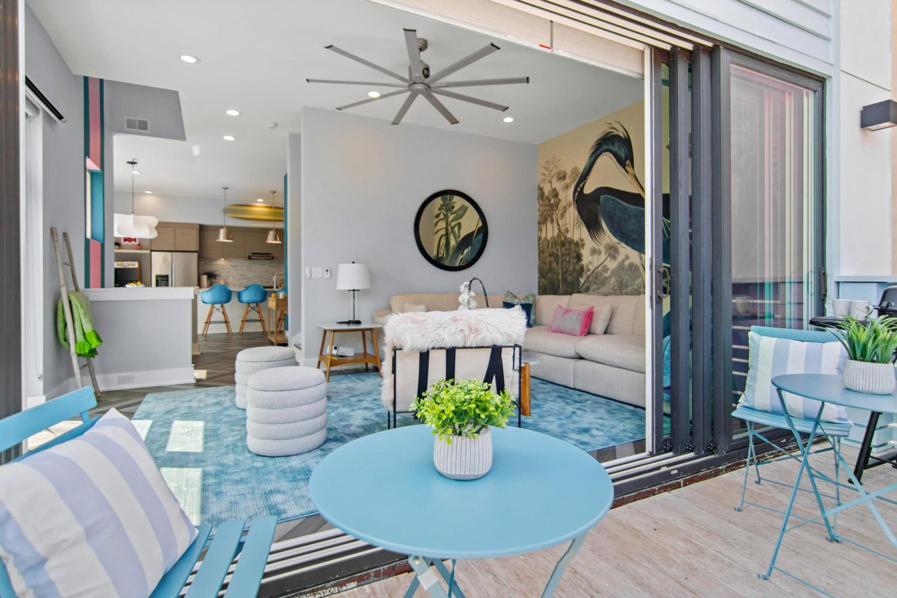Happy Stays-In Park Circle-Dtwn-CHS Beach
