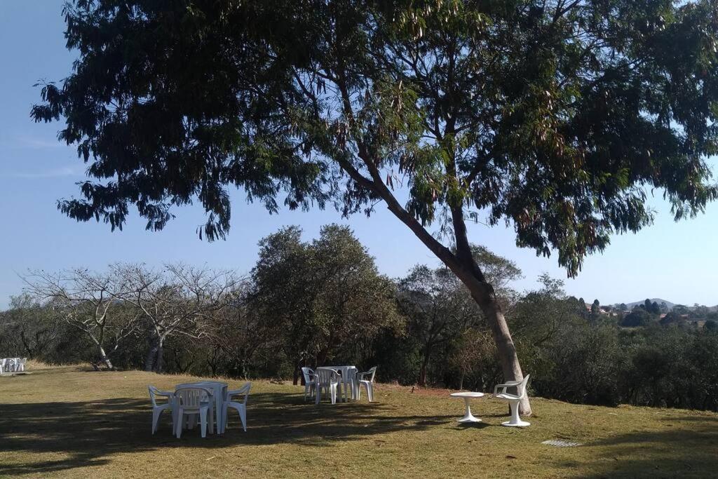 Um sítio no centro histórico da cidade de Cabreúva!