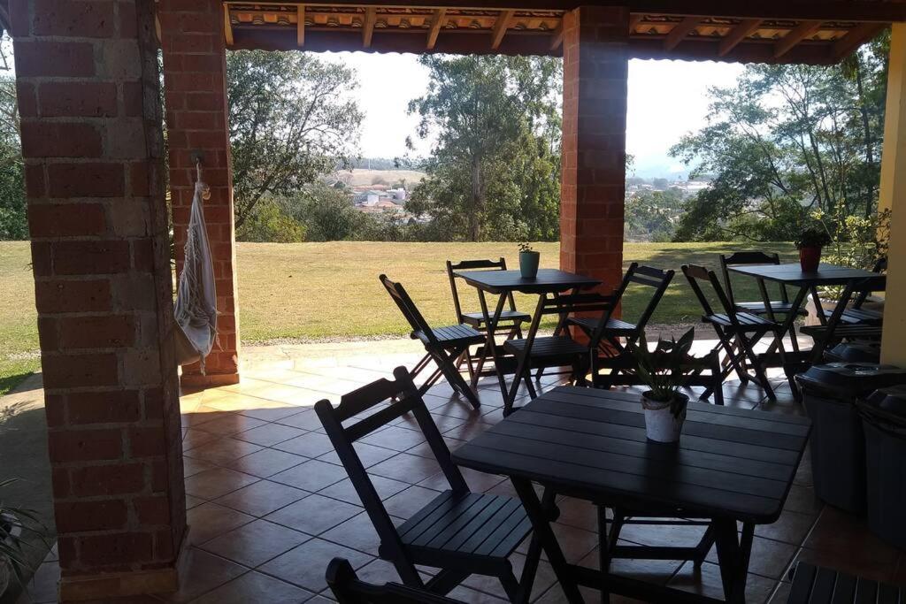 Um sítio no centro histórico da cidade de Cabreúva!