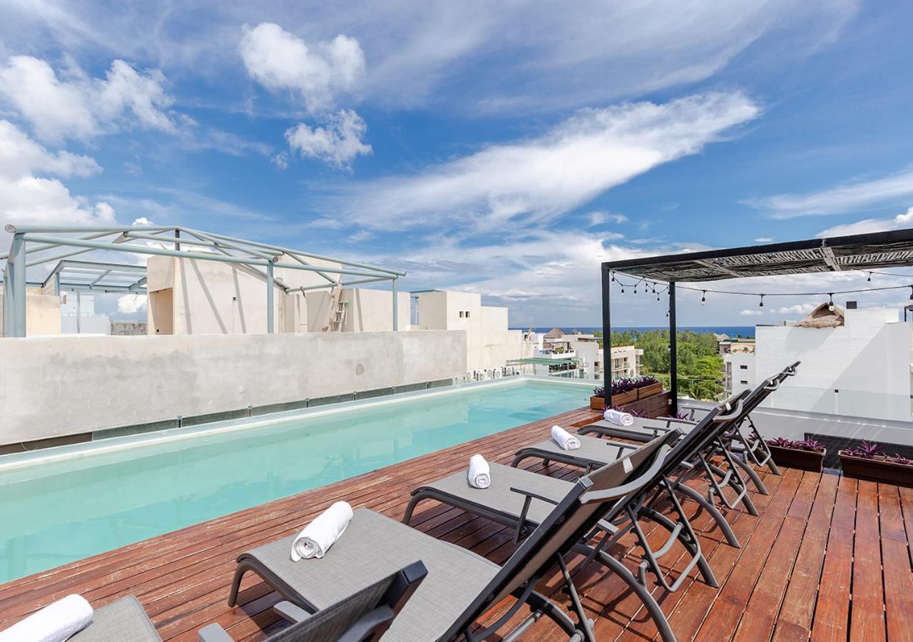 Excepcional 2BR condo rooftop pool, steps to 5th DK view 2