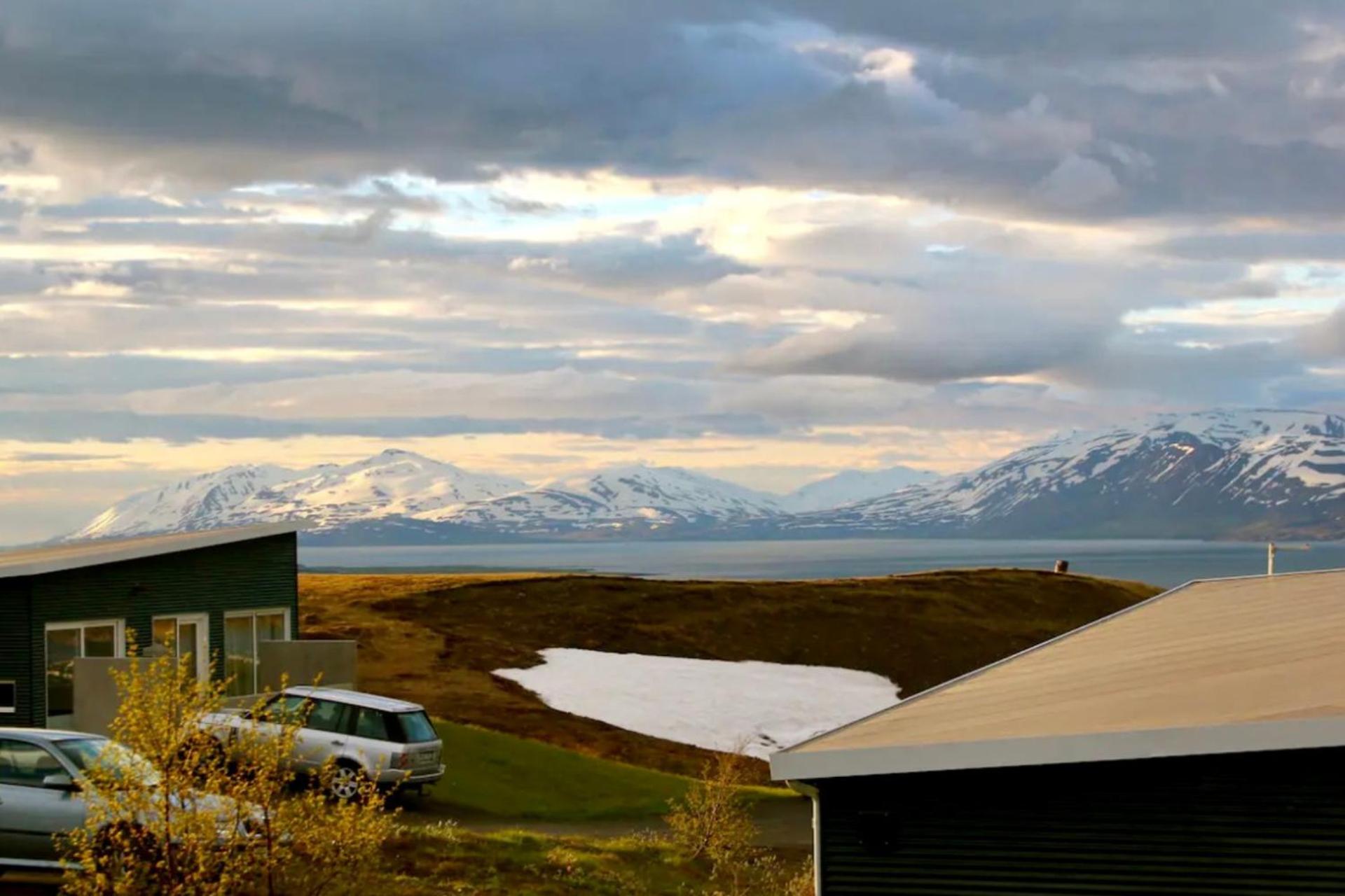 Private country house, luxury and warmth, incredible views