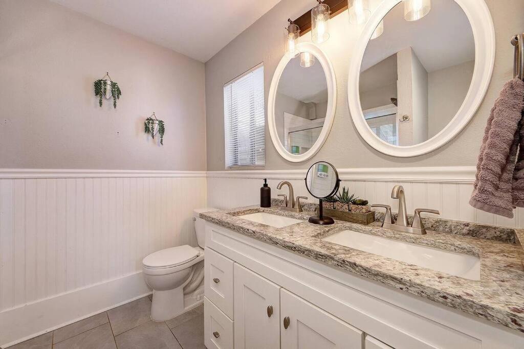 Historic Home w/Pikes Peak Views