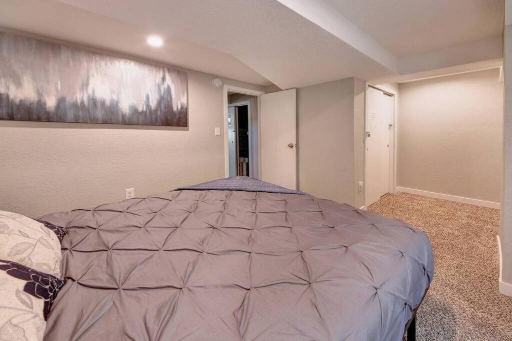 Historic Home w/Pikes Peak Views