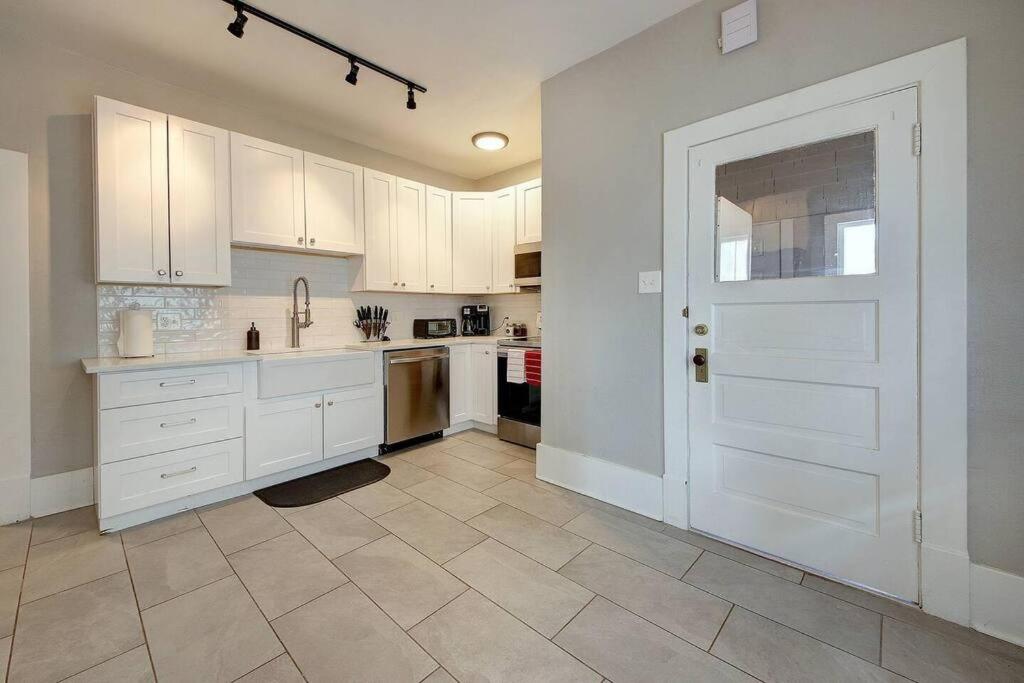 Historic Home w/Pikes Peak Views