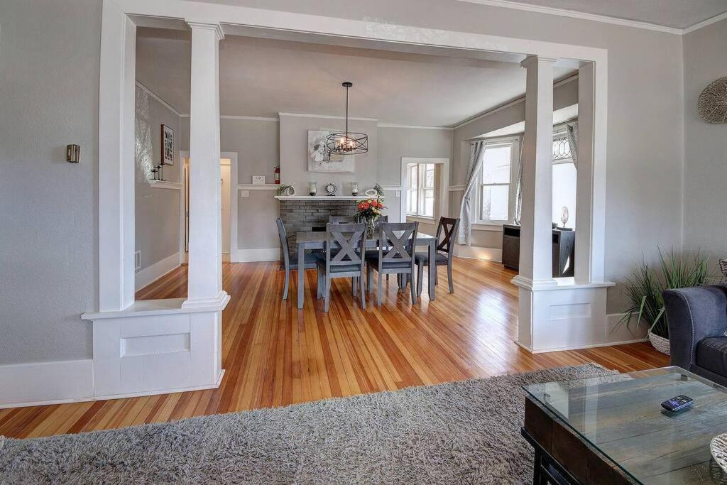 Historic Home w/Pikes Peak Views