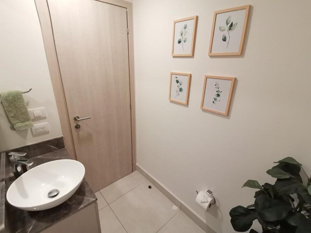 Photo 33