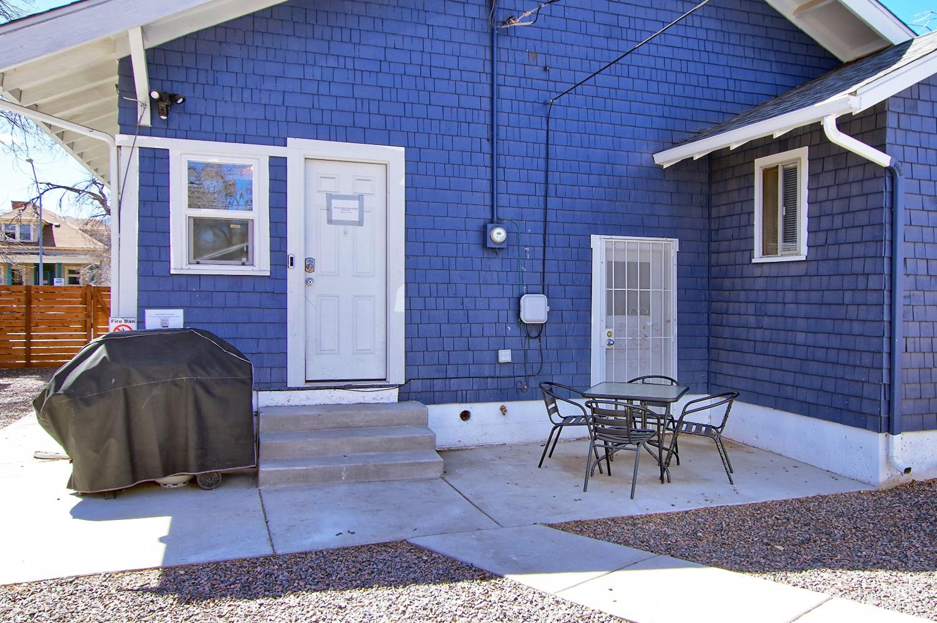 Historic Home w/Pikes Peak Views