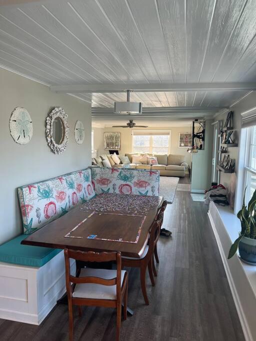 New! Beautiful home on canal. view 2