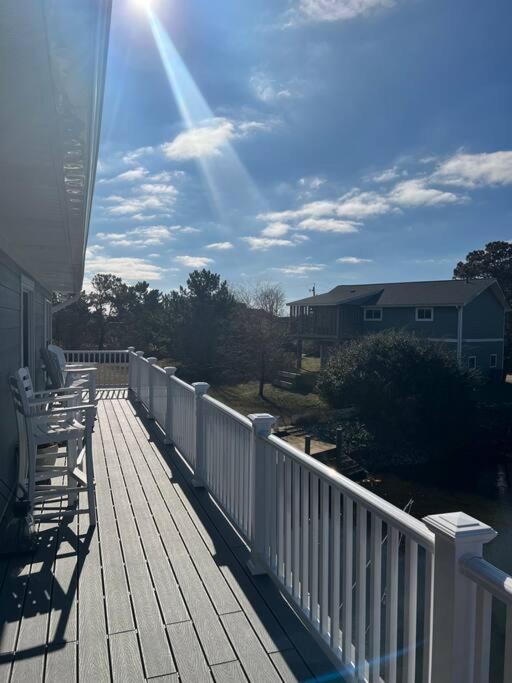 New! Beautiful home on canal. view 5