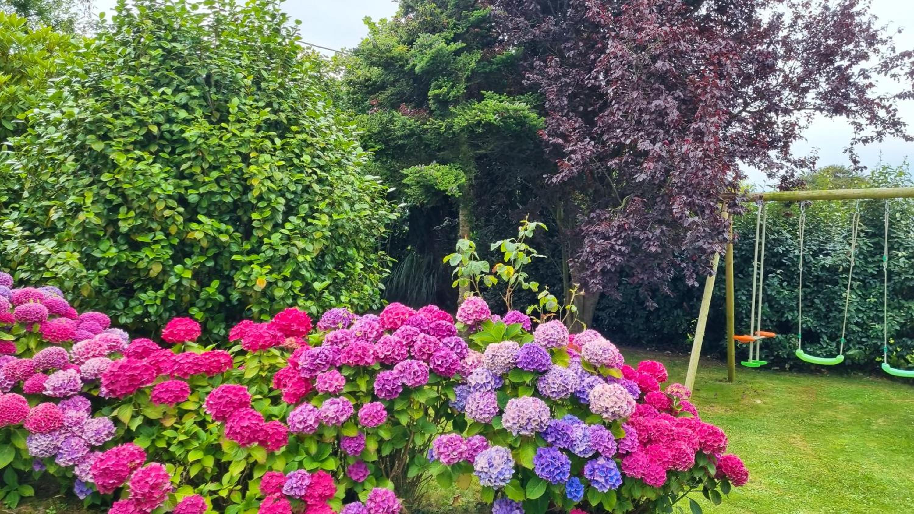 Maison de 4 chambres avec jardin clos et wifi a Tregomeur a 8 km de la plage