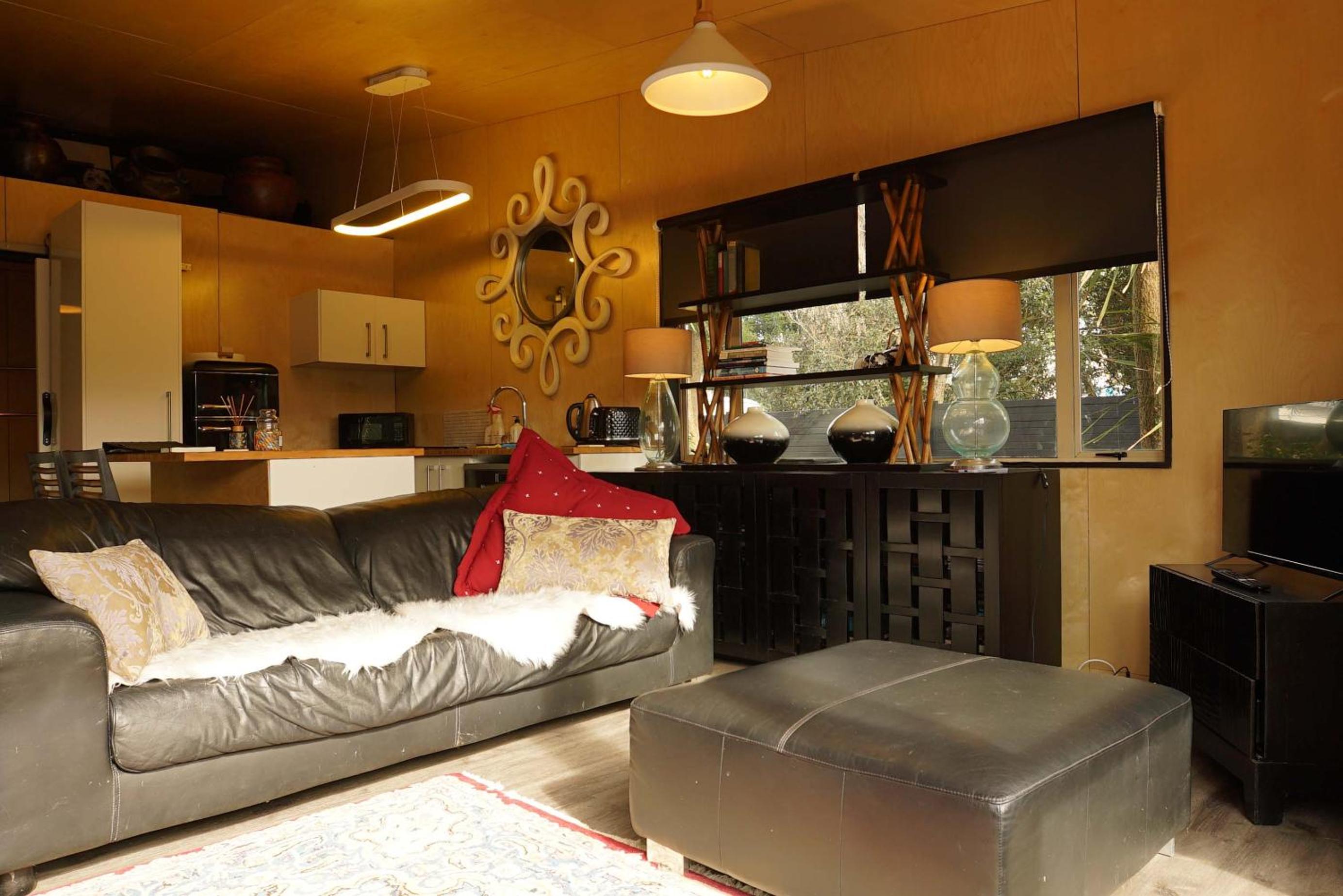 Container Cottage Auckland Airport view 5