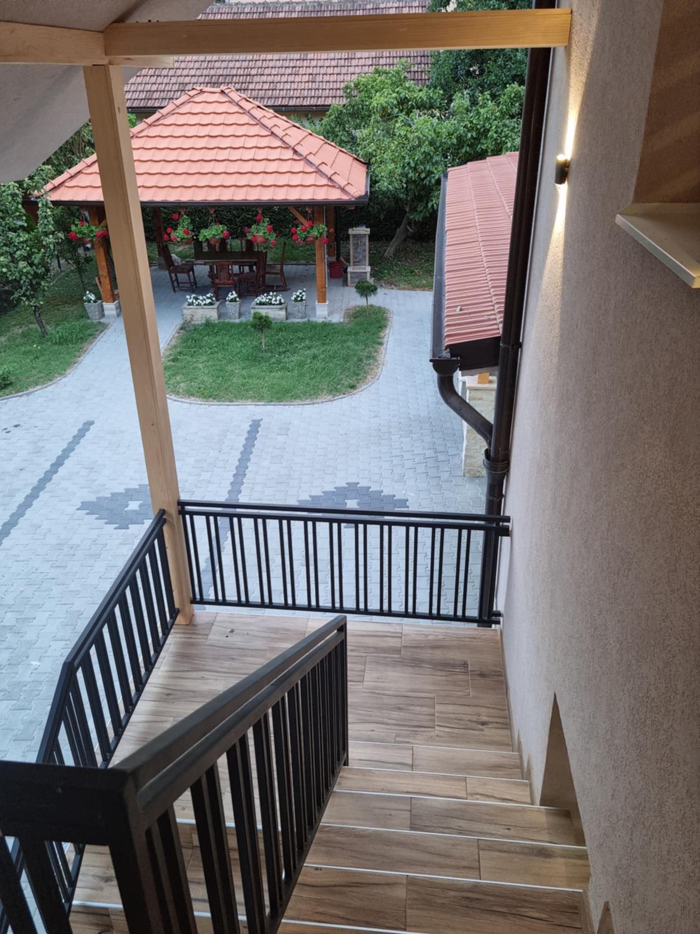 Apartmani Zvezdana view 3