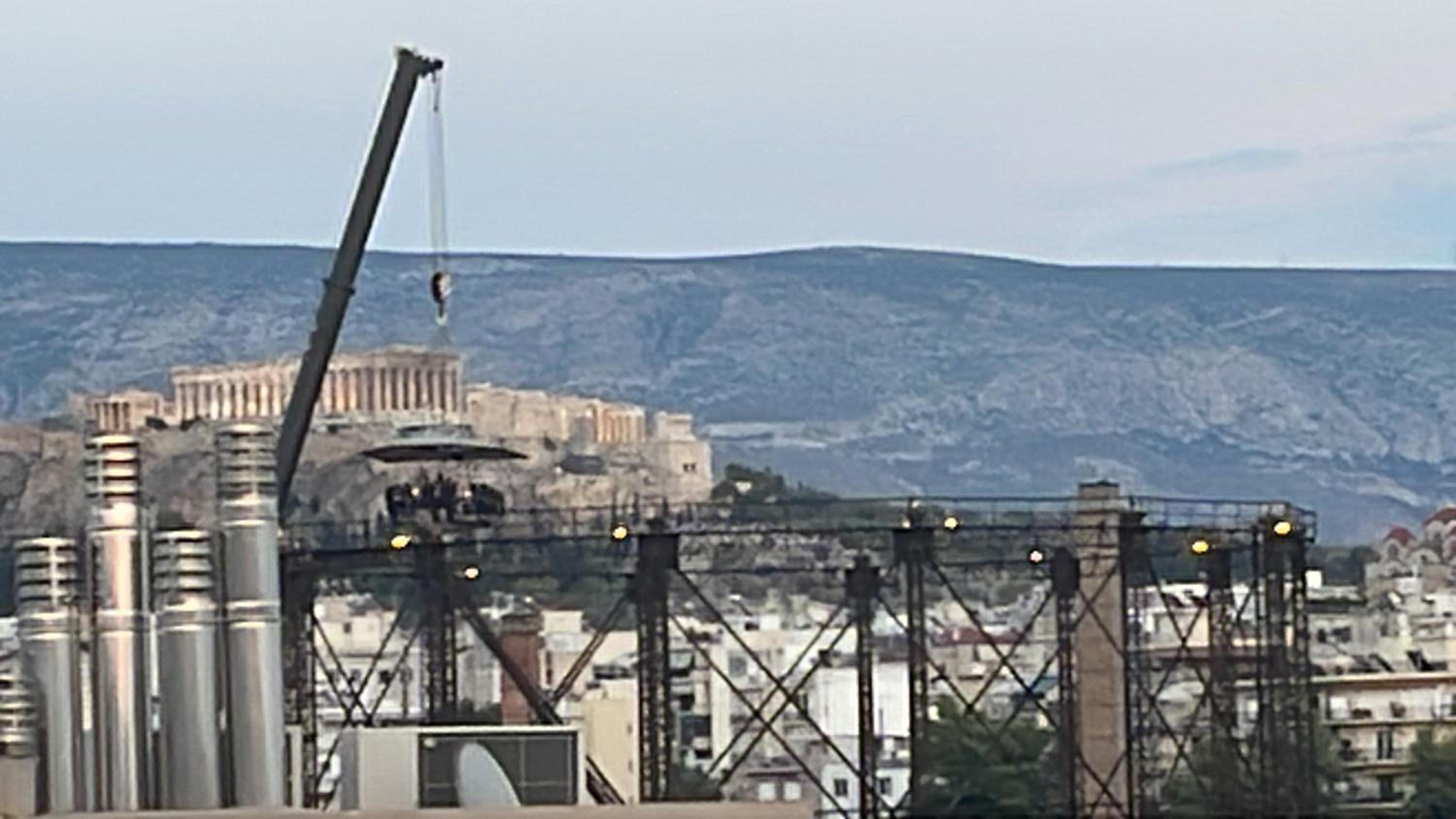 Roof top Gkazi Apartment on Metro exit: “KERAMEIKOS”