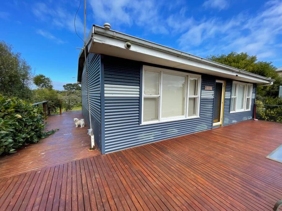 Cosy Tin Shack - Venus Bay