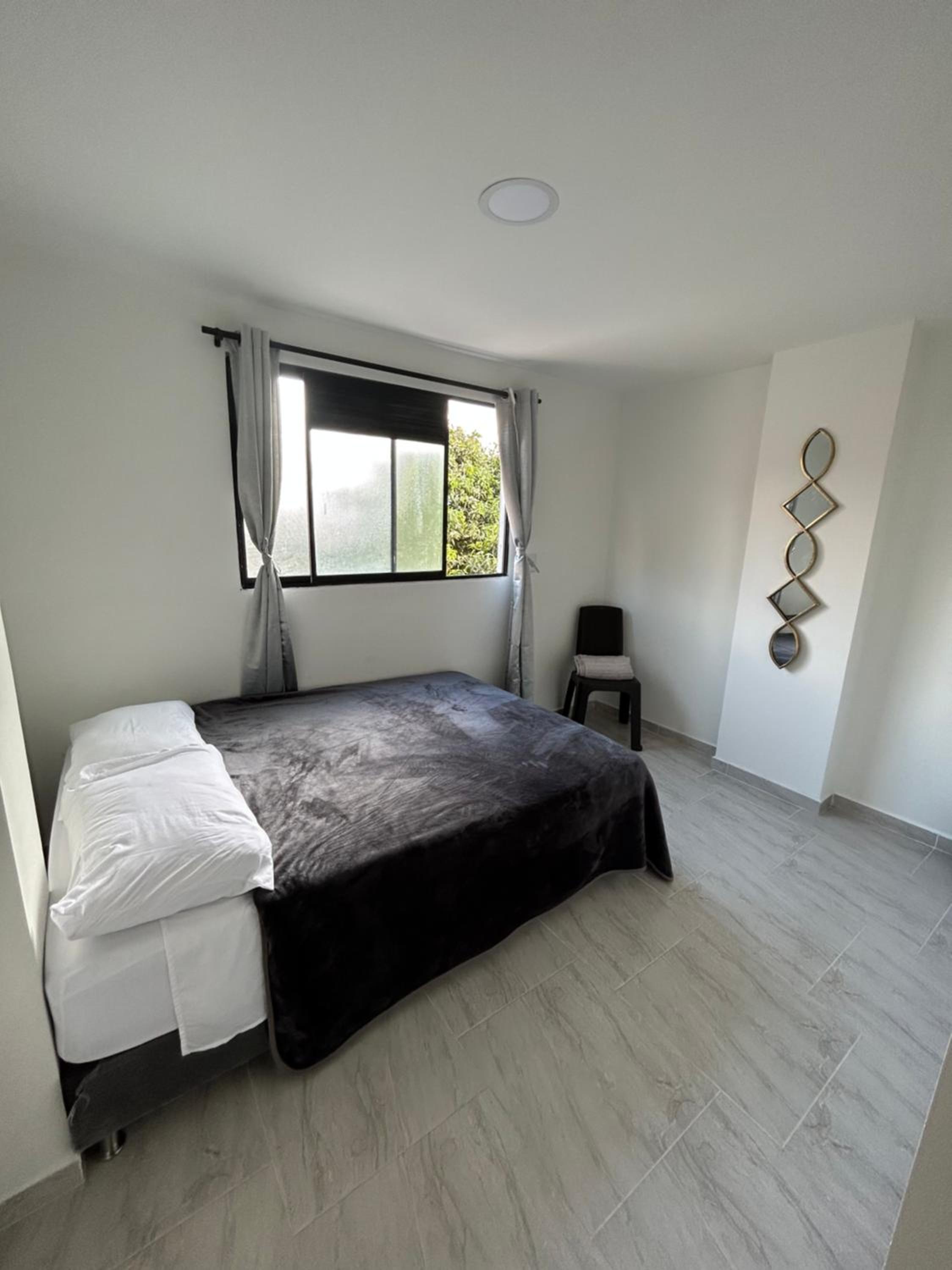 Medellin, elegante y central apartamento