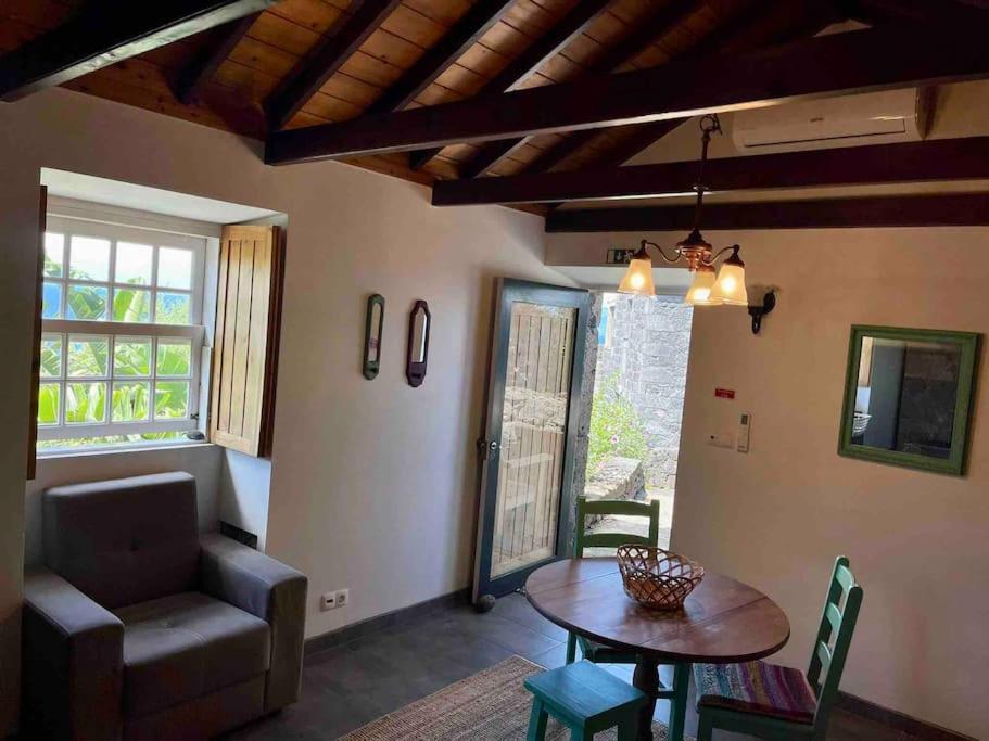 Casa do Laureano en Santo Amaro — hotel room