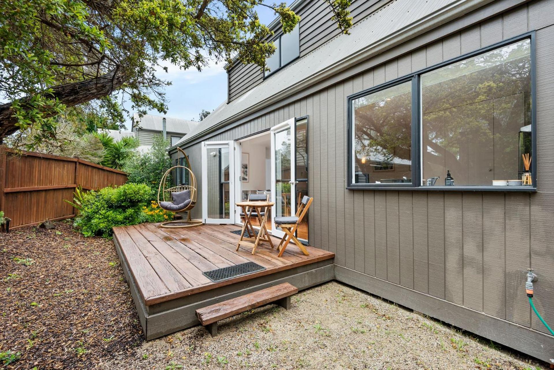Lonsdale Villa 8