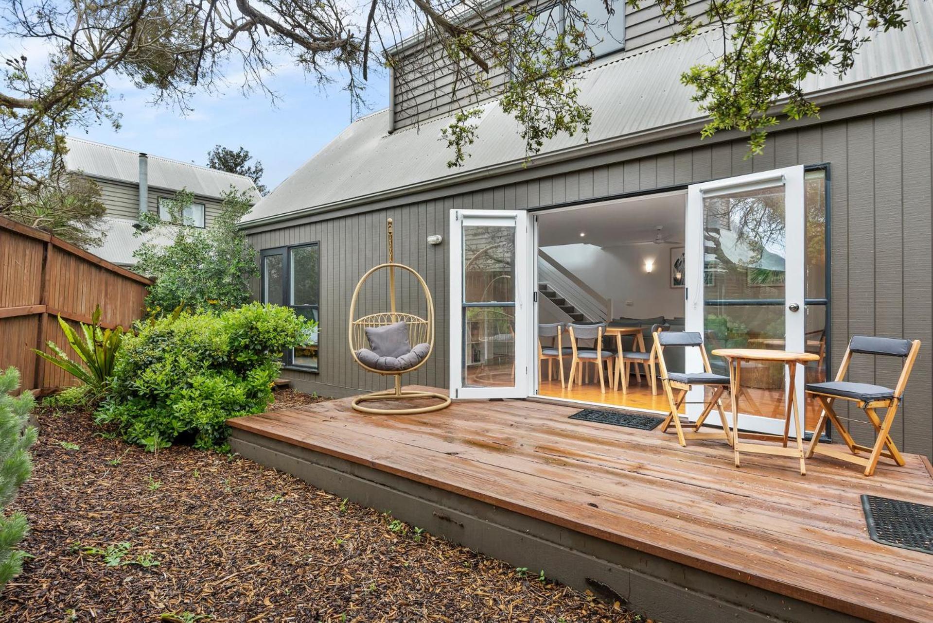Lonsdale Villa 8