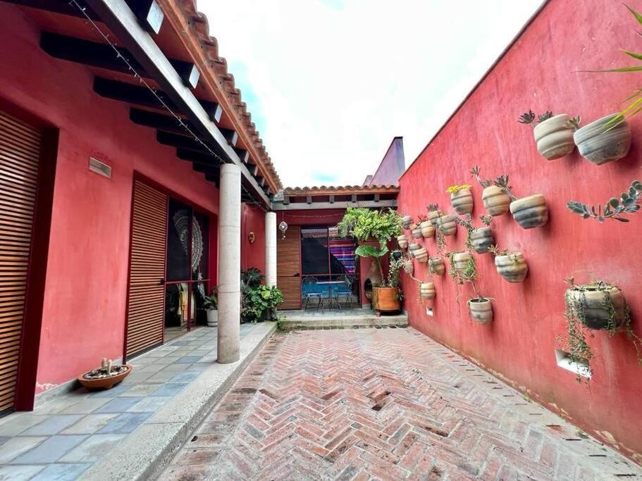 Casa Jacarandas