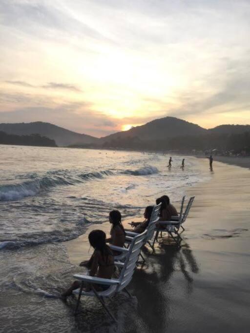 Casa Deliciosa em Condo c/ Piscina Frente ao Mar