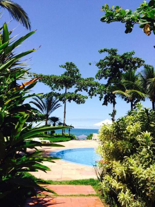 Casa Deliciosa em Condo c/ Piscina Frente ao Mar