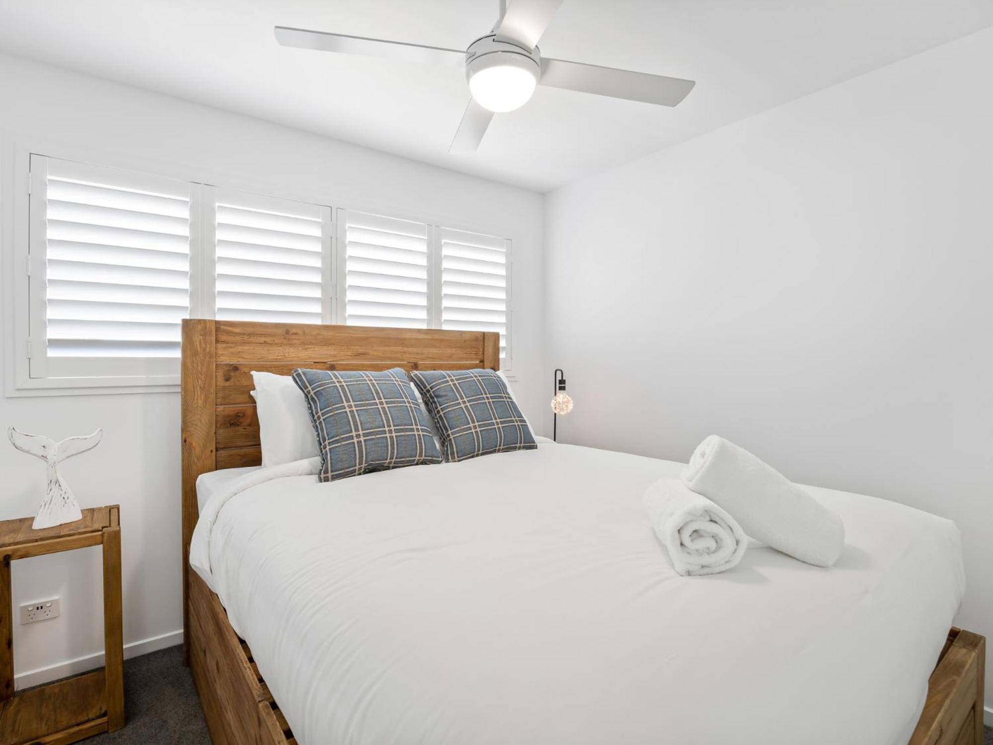 Beach City 3 Bedroom Modern Townhouse