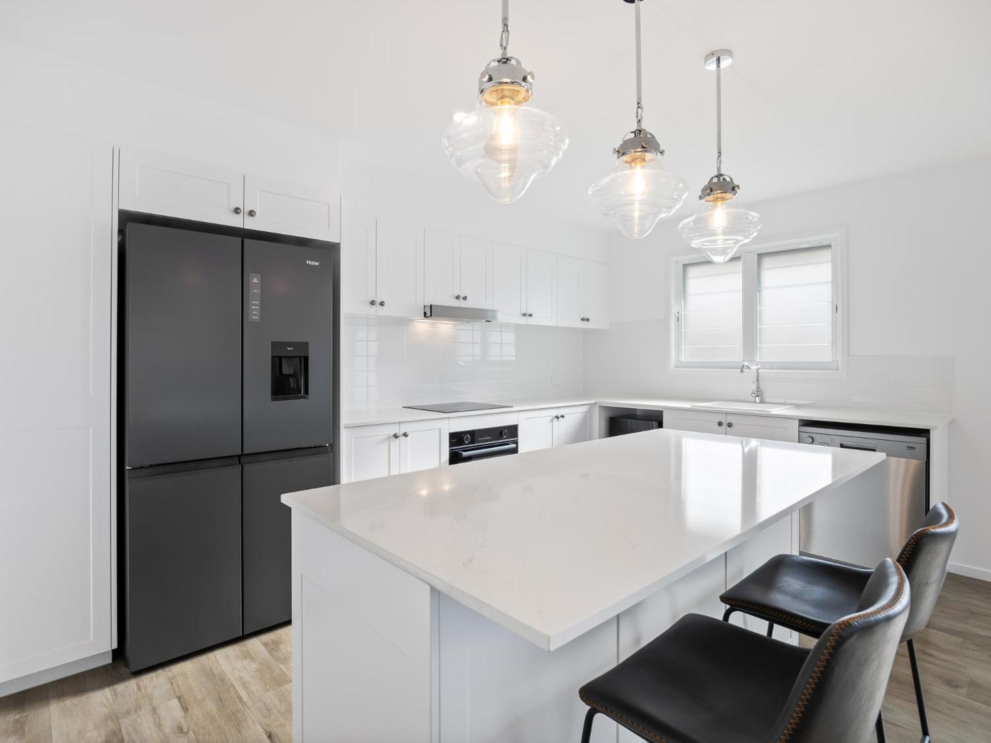 Beach City 3 Bedroom Modern Townhouse