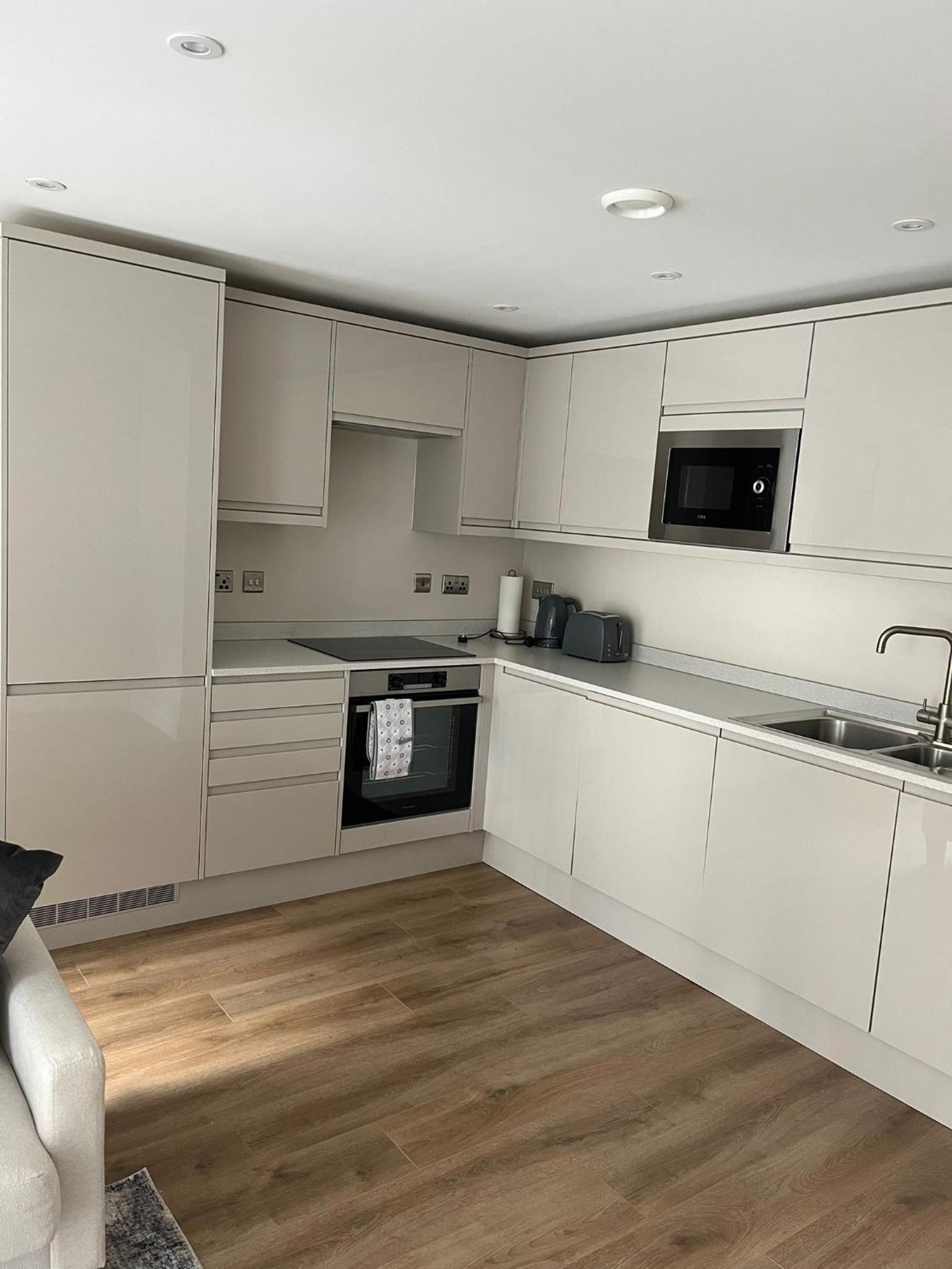 TIB Property Investments, Centenary House, 53 North St view 3