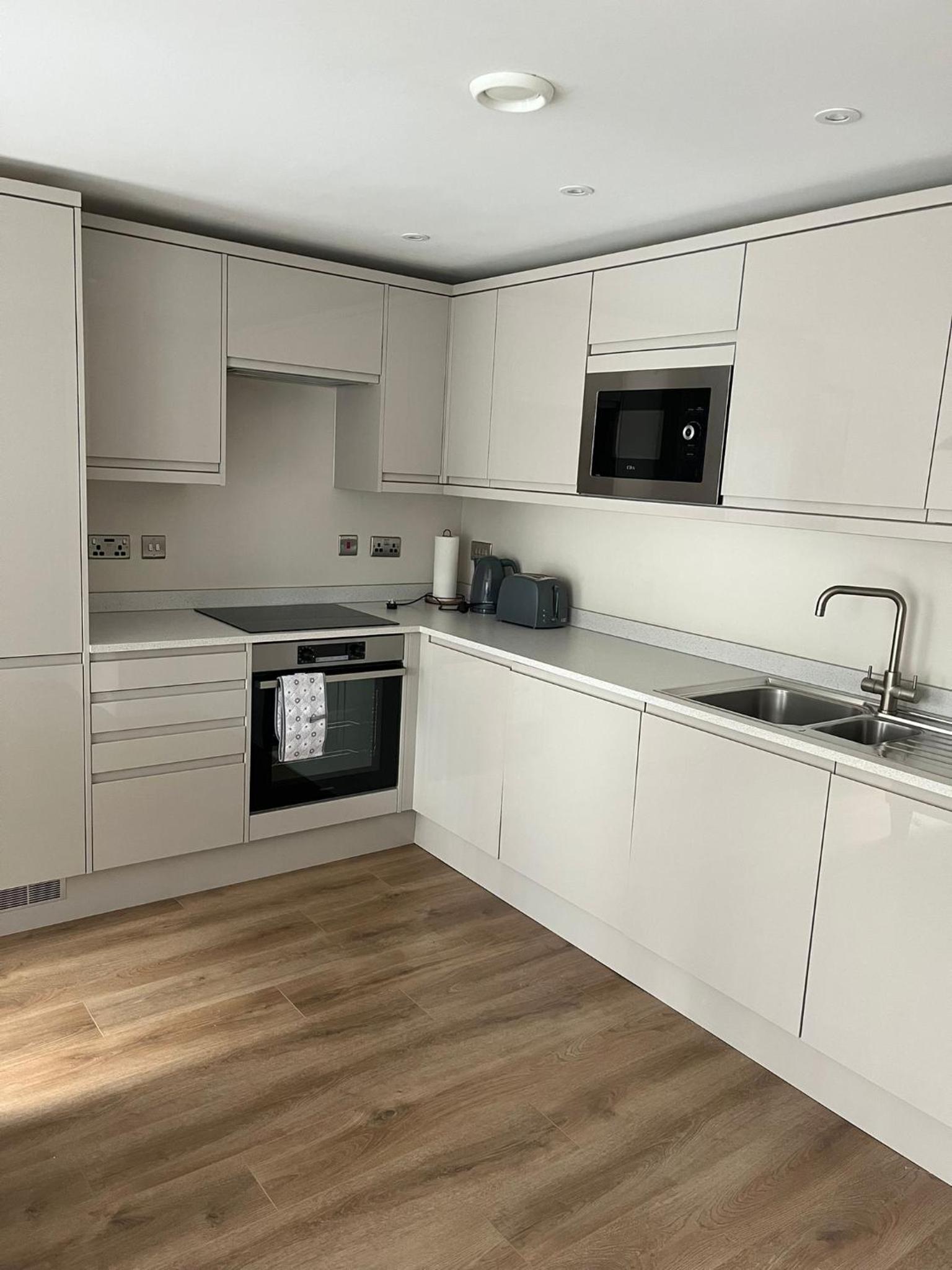 TIB Property Investments, Centenary House, 53 North St view 5