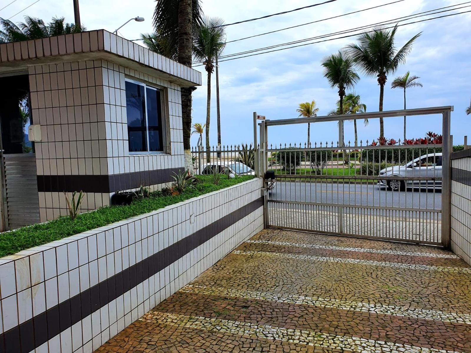 Apto com Linda Vista para o Mar