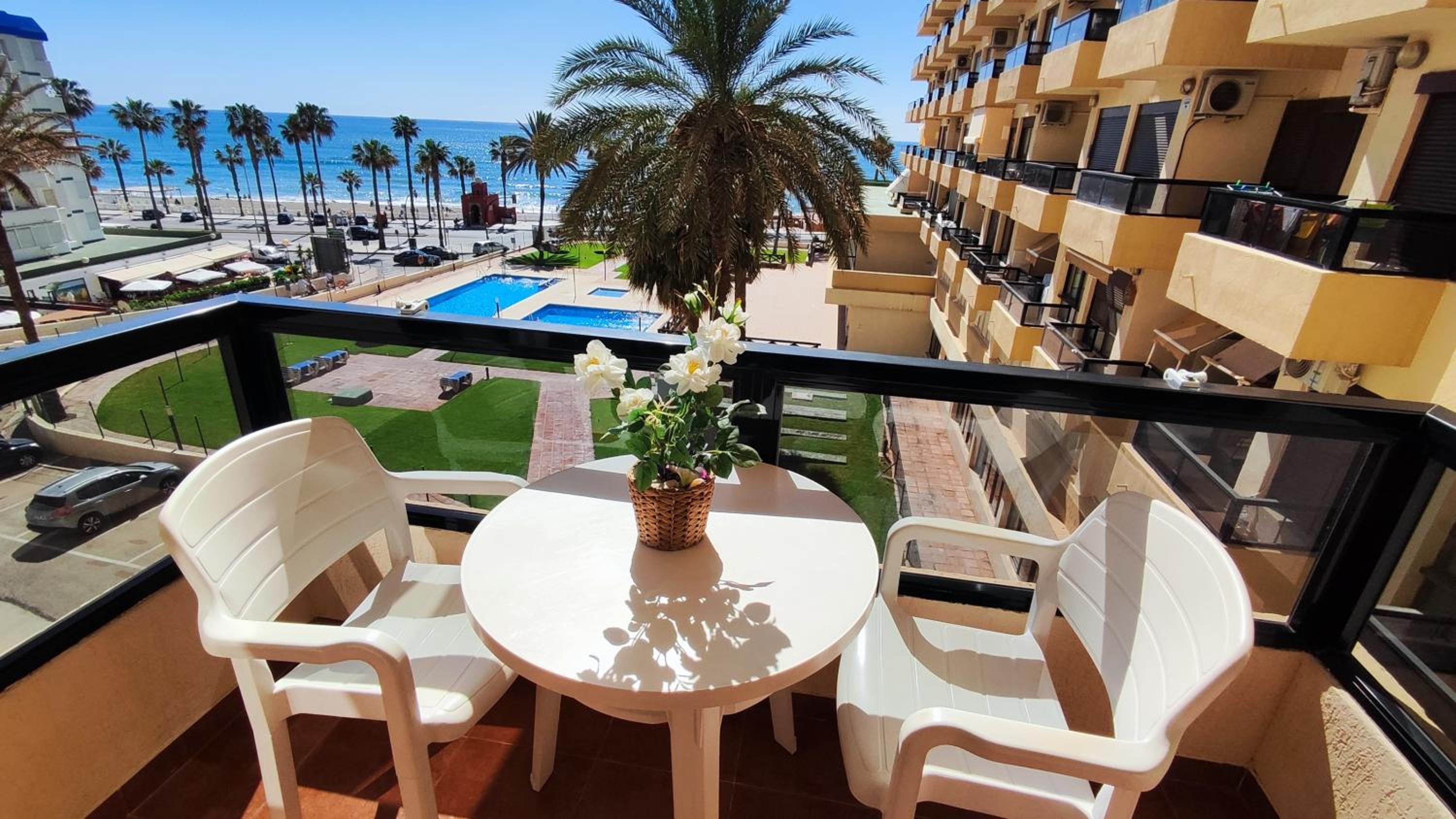 Aloha Playa Apartment with ocean views and pools photo 3