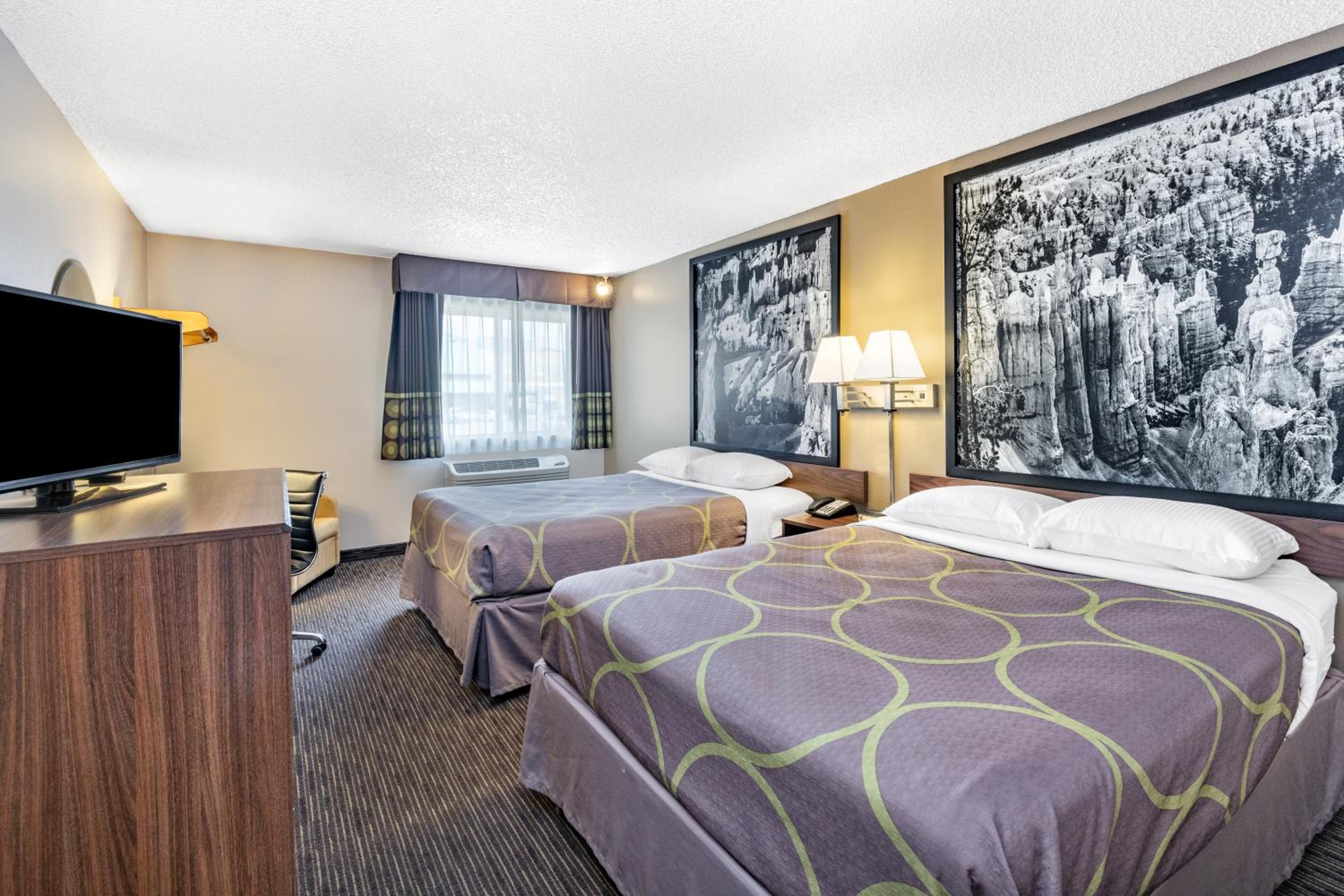 Richfield Vacations - Super 8 by Wyndham Richfield UT - Property Image 9