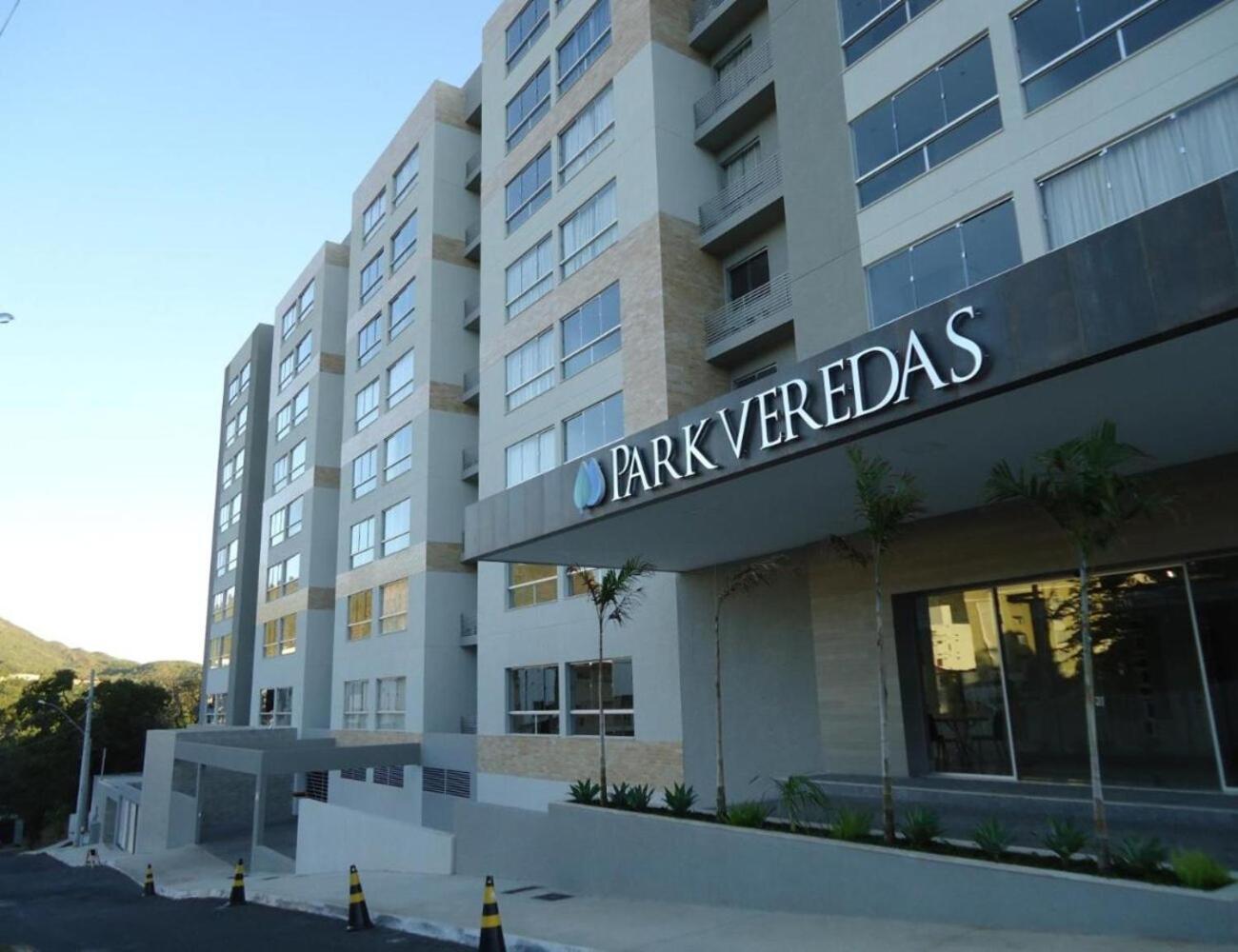 Hotel Parque Veredas flat 311 VISTA PARA AS PISCINA ASCESSO AO RIO AO LADO DO HOT PARK - Image 1