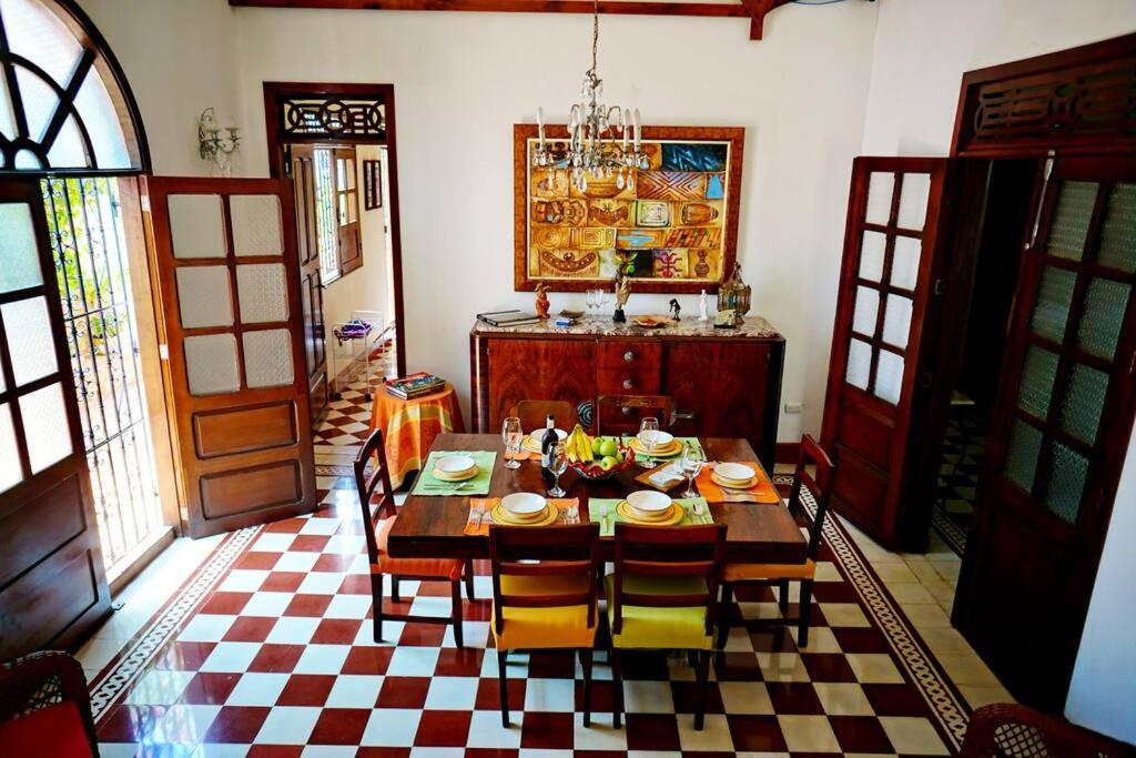 Casa Blanca María Barranquilla - Authentic republican house