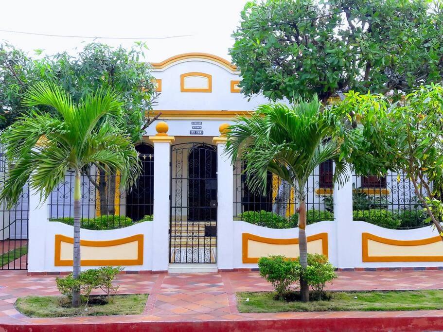 Casa Blanca María Barranquilla - Authentic republican house