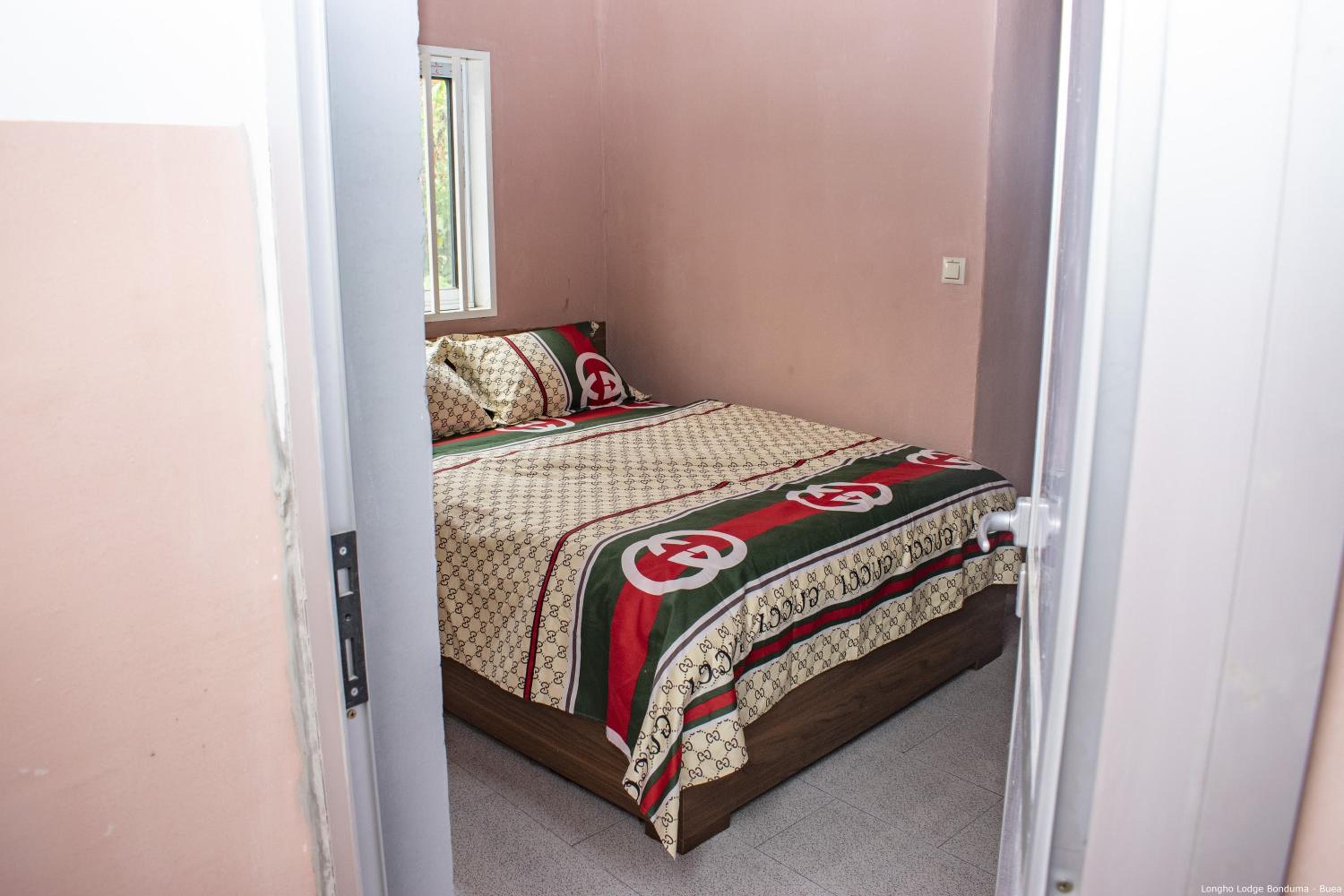 Longho Lodge Bundoma - Buea