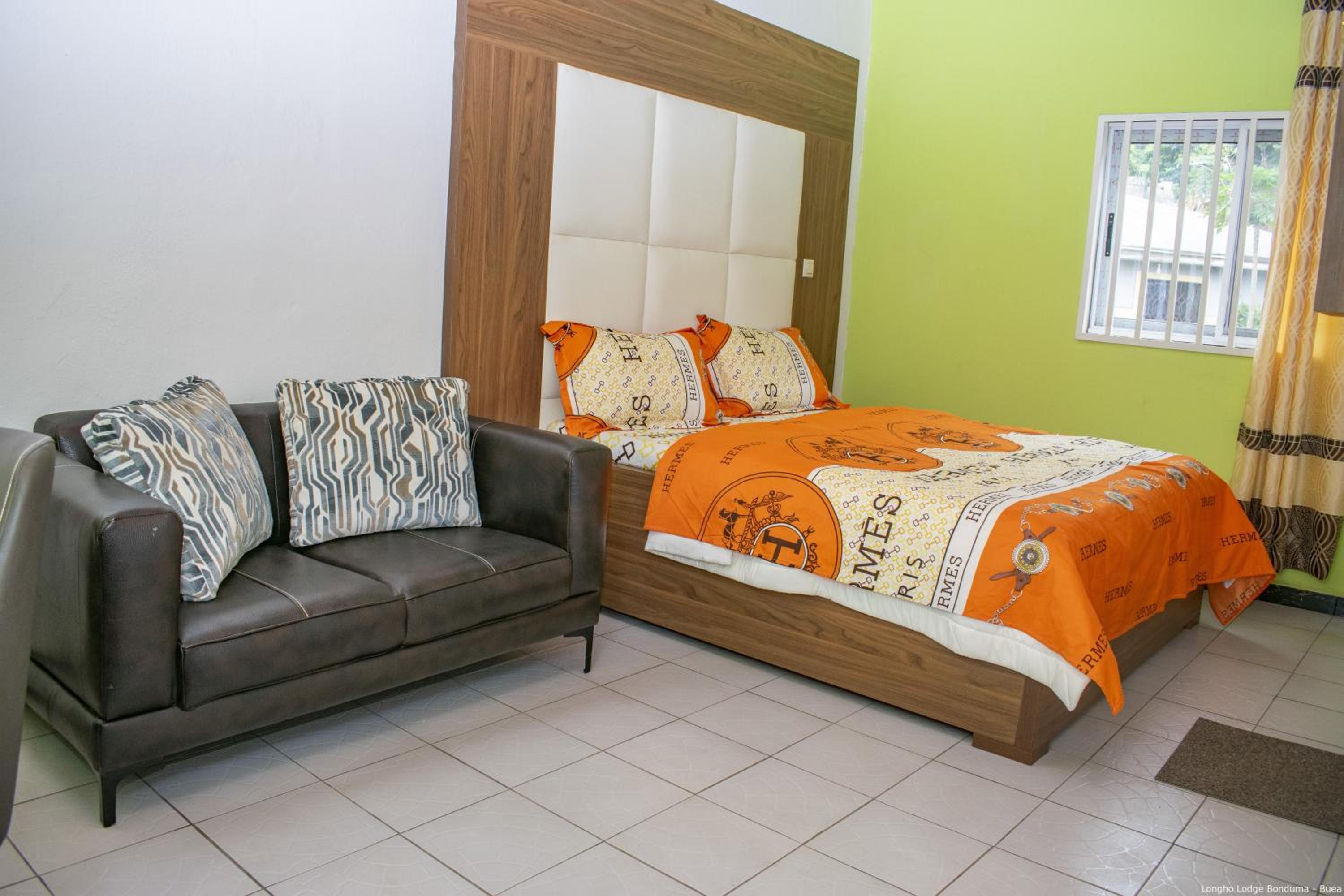 Longho Lodge Bundoma - Buea
