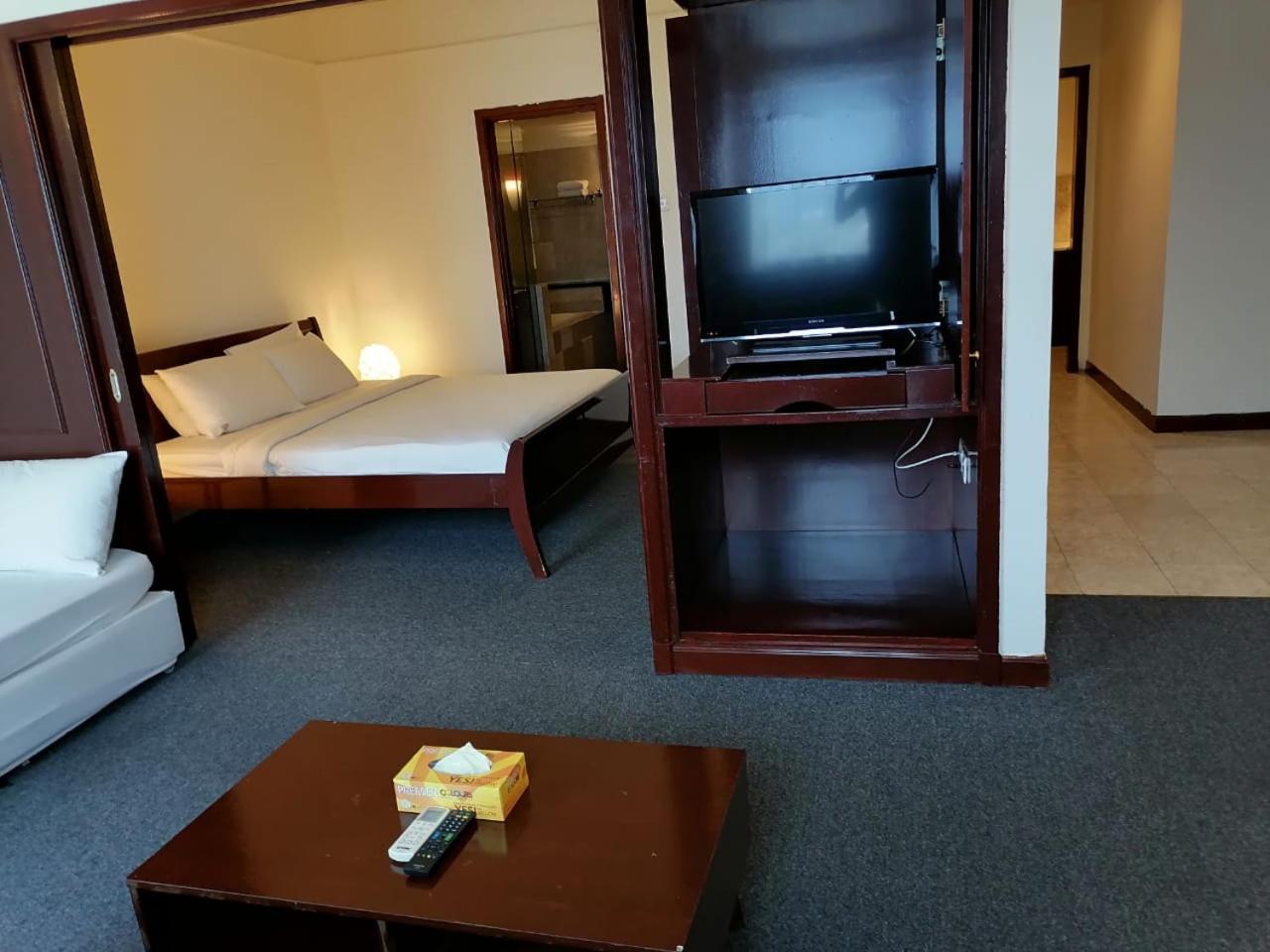 KL Premier Suites AT Times Square