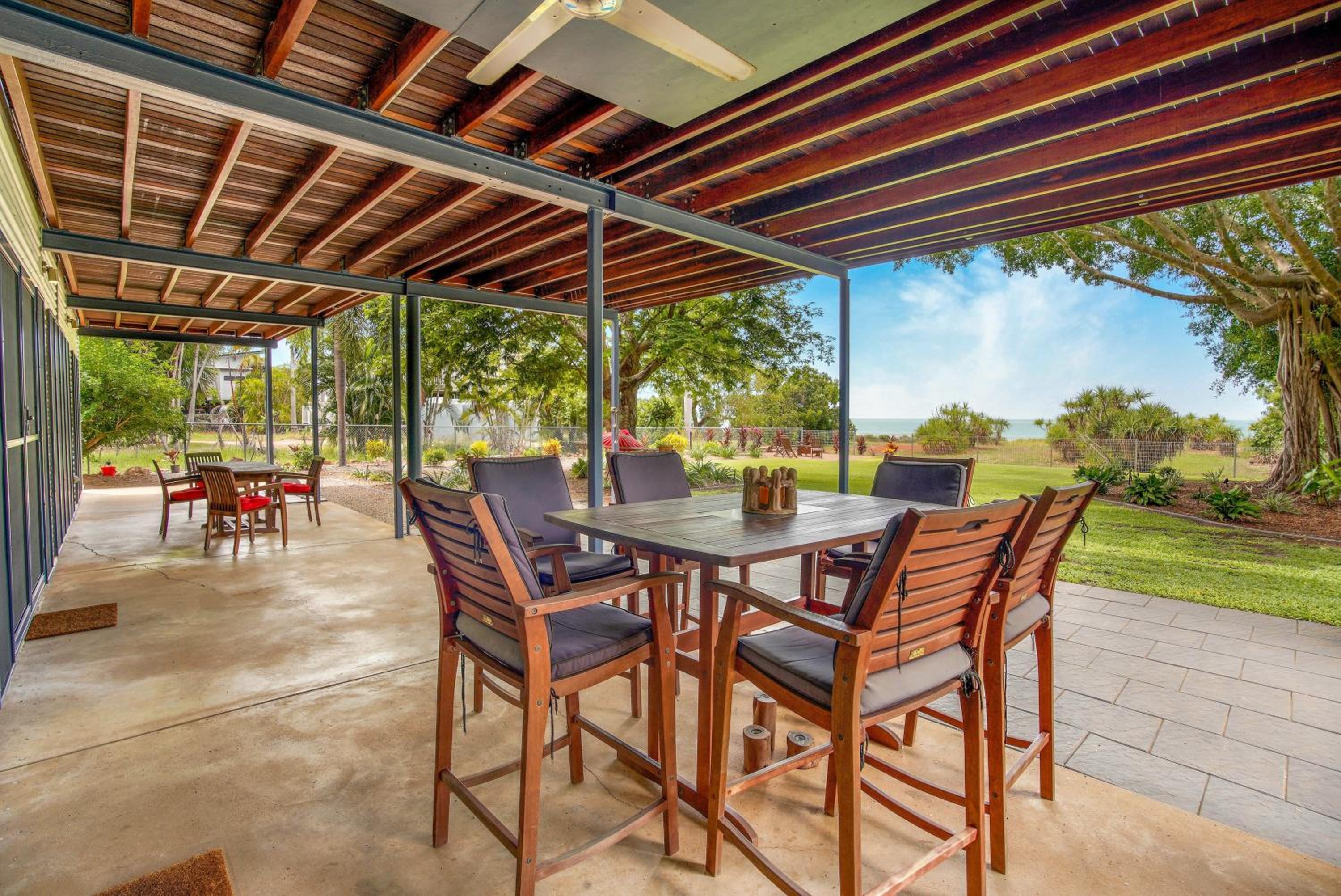Golden Sands Retreat Beach House