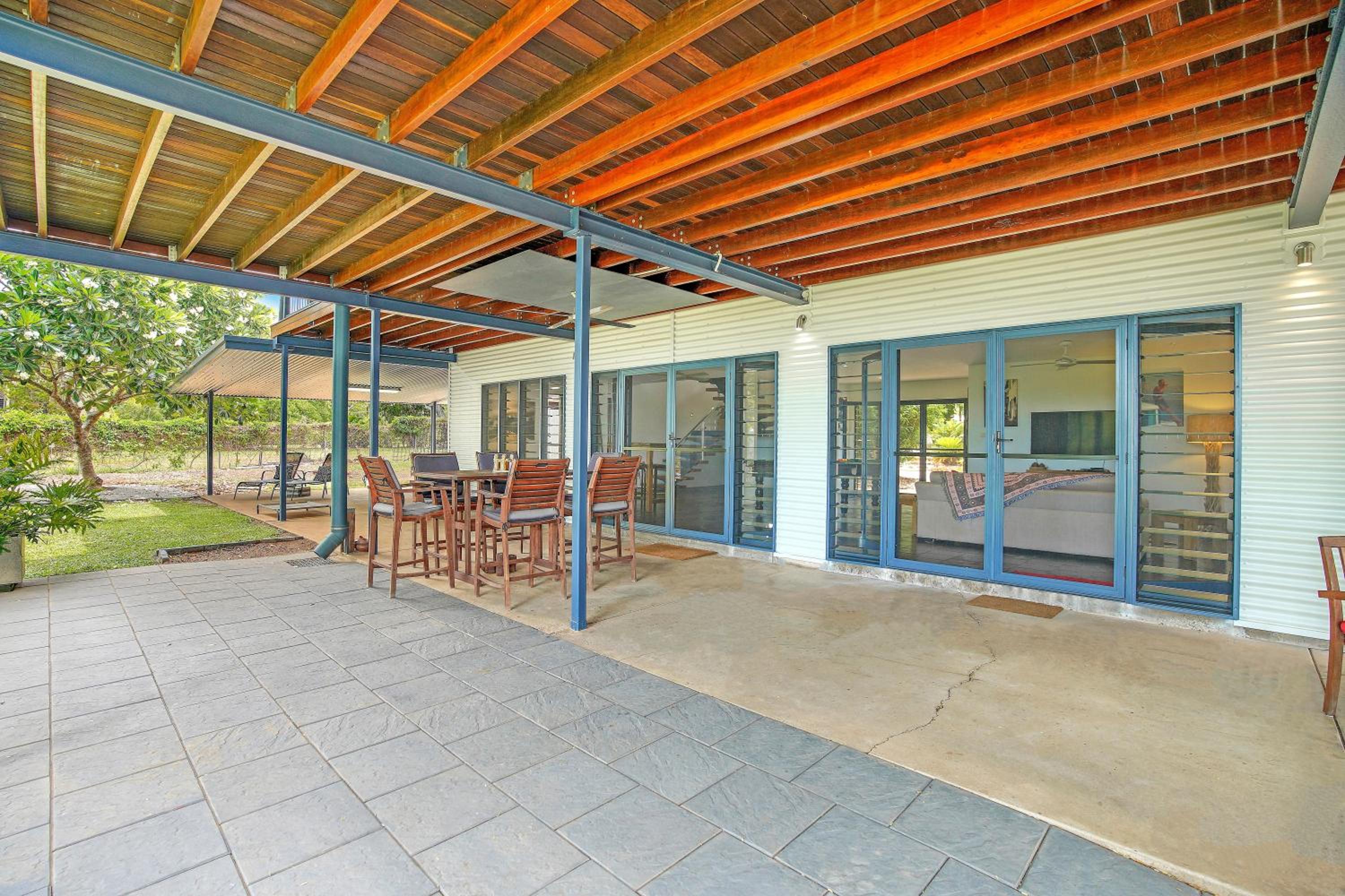 Golden Sands Retreat Beach House