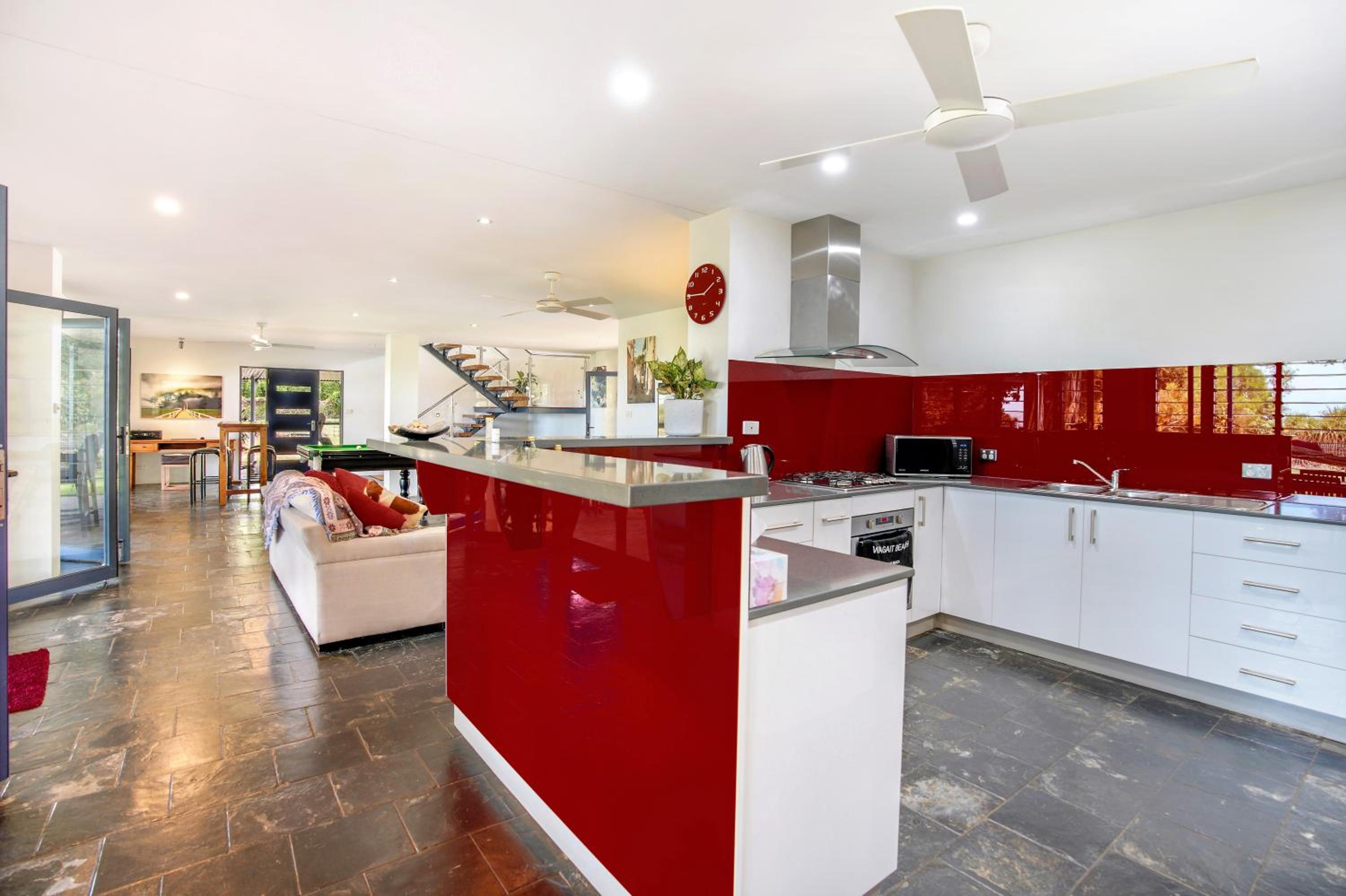 Golden Sands Retreat Beach House